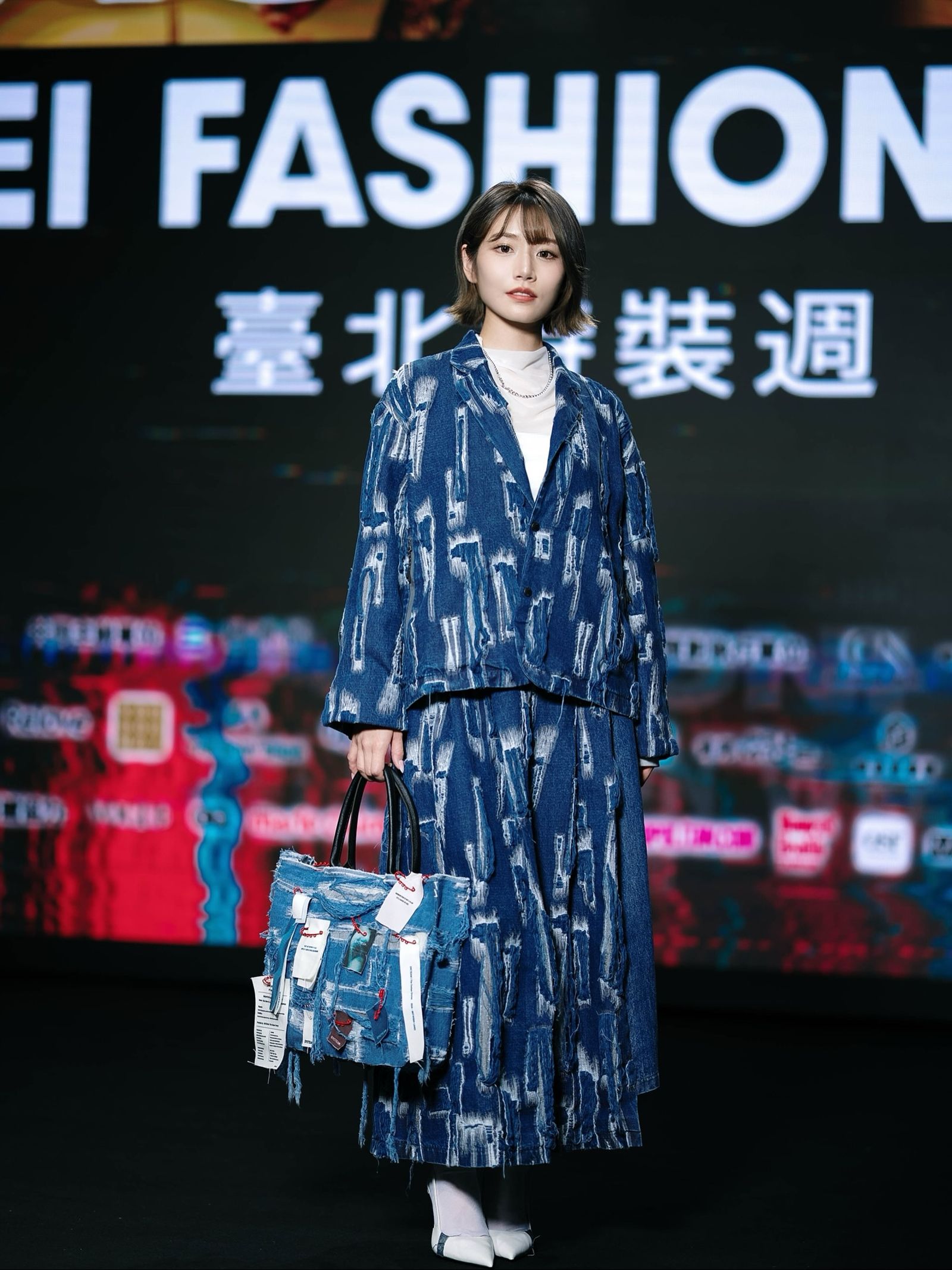 河北彩伽近日在台北時裝週走秀，是她又一次新的挑戰。（翻攝河北彩伽INS）