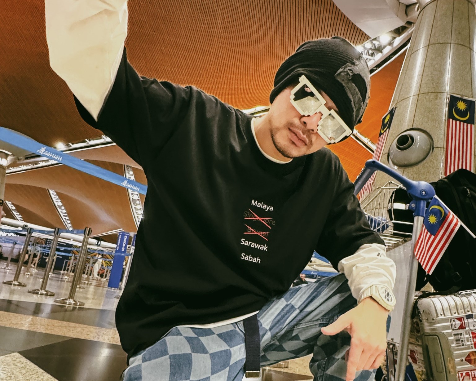 黃明志捲入命案，因無明確證據，今日將被釋放。（翻攝自黃明志臉書）