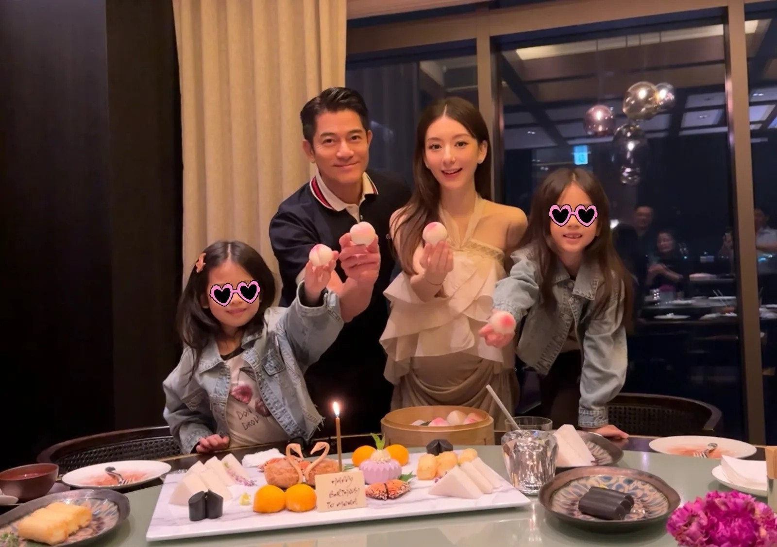 外傳郭富城連生二女後曾想追個兒子，不料三胎又是女兒。郭富城否認要追男丁一事，表示男孩女孩一樣好。（方媛微博）