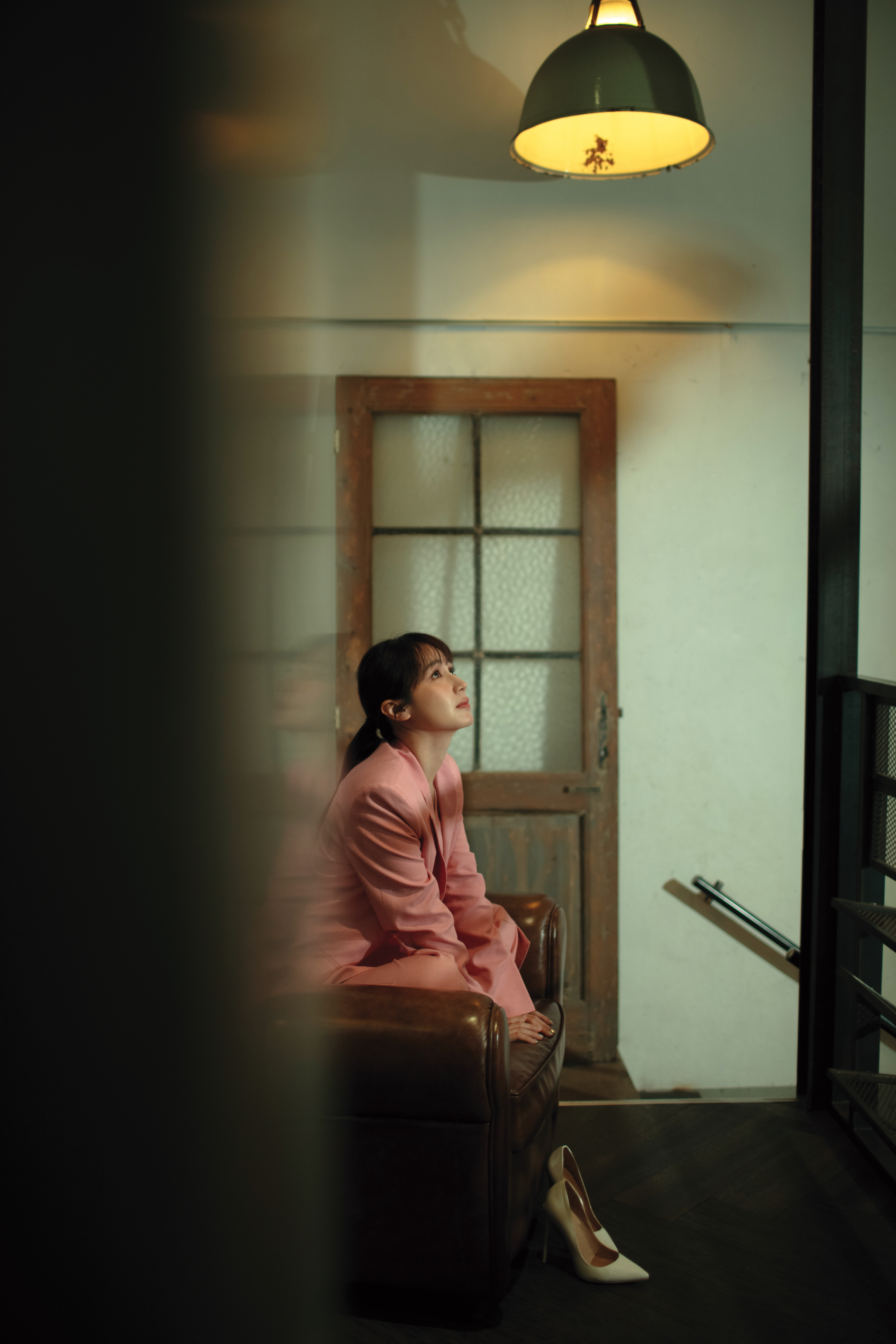 收到演出風塵女郎的邀約,小薰總想知道為什麼,但始終找不到答案,也讓她再三納悶。