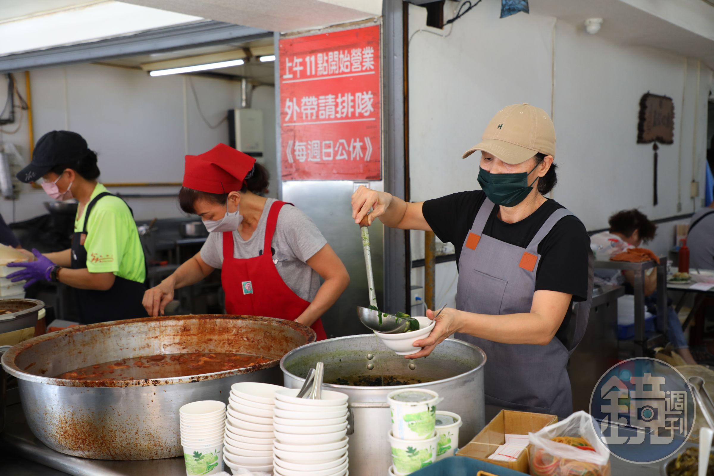 內外場都是熱情的阿姨掌杓,用餐氣氛很好。