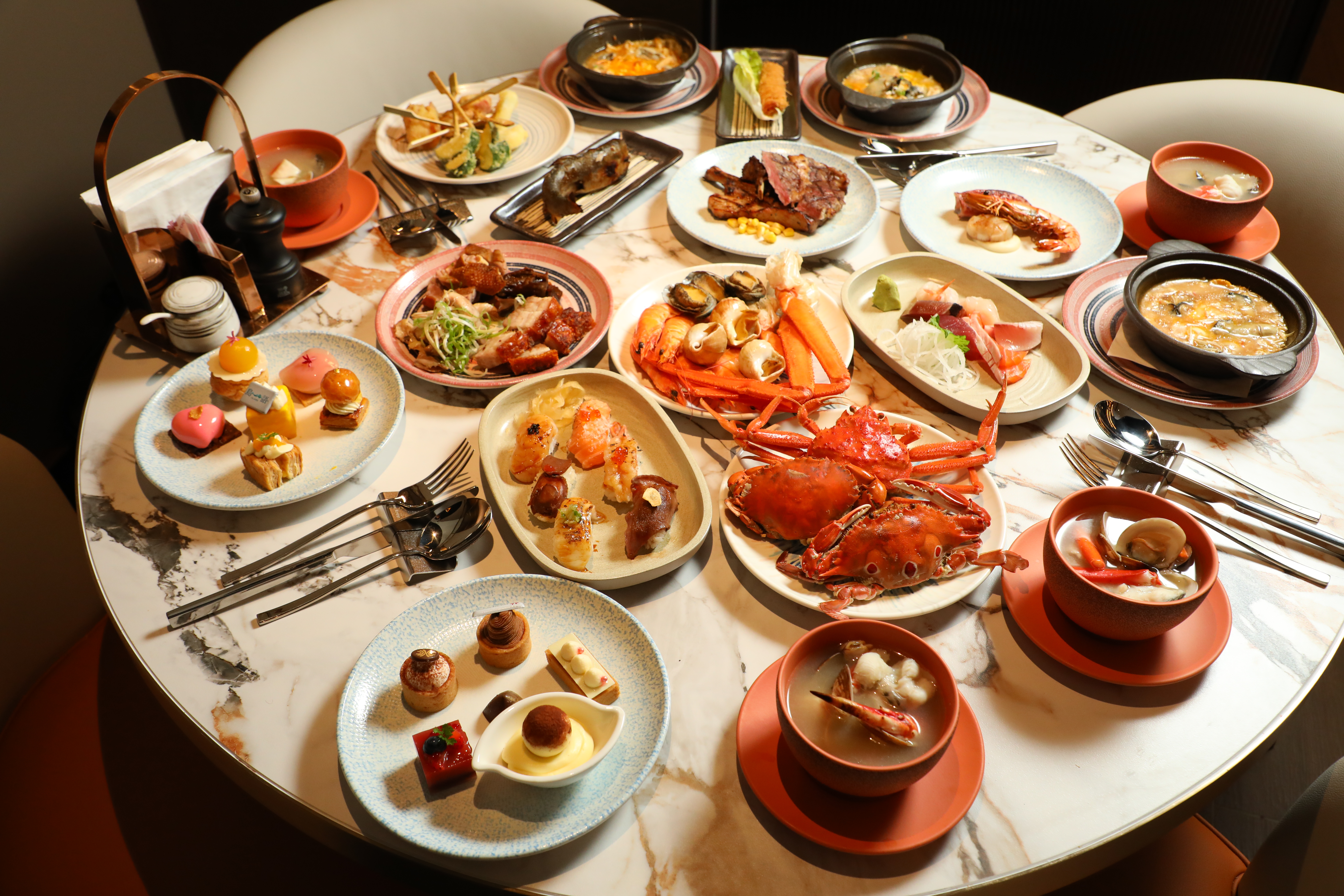 全台最難訂的吃到飽餐廳「島語」正式插旗南台灣。