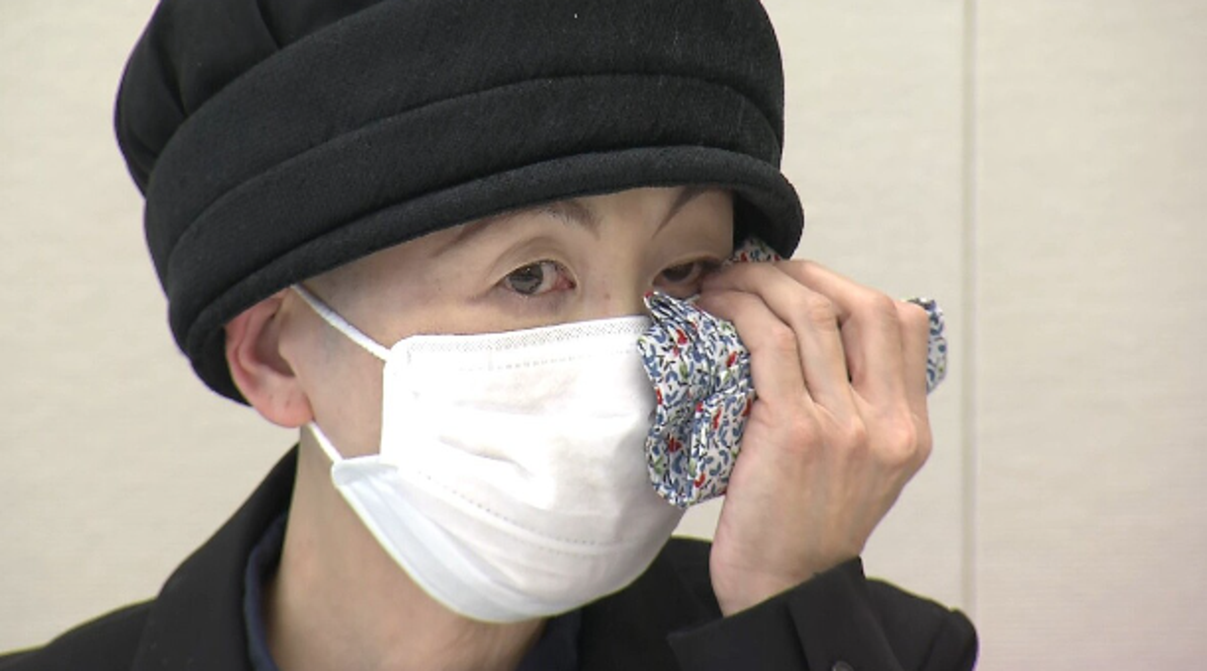 老衲是淫僧!遭控對女尼性暴力長達14年,威脅「不服從就下地獄」。圖為「叡敦」出面開記者會畫面。(翻自Livedoor)
