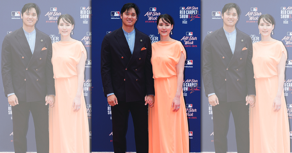 大谷與愛妻田中真美子走紅毯，真美子一襲水蜜桃色長禮服美翻。（翻攝X@MLB）