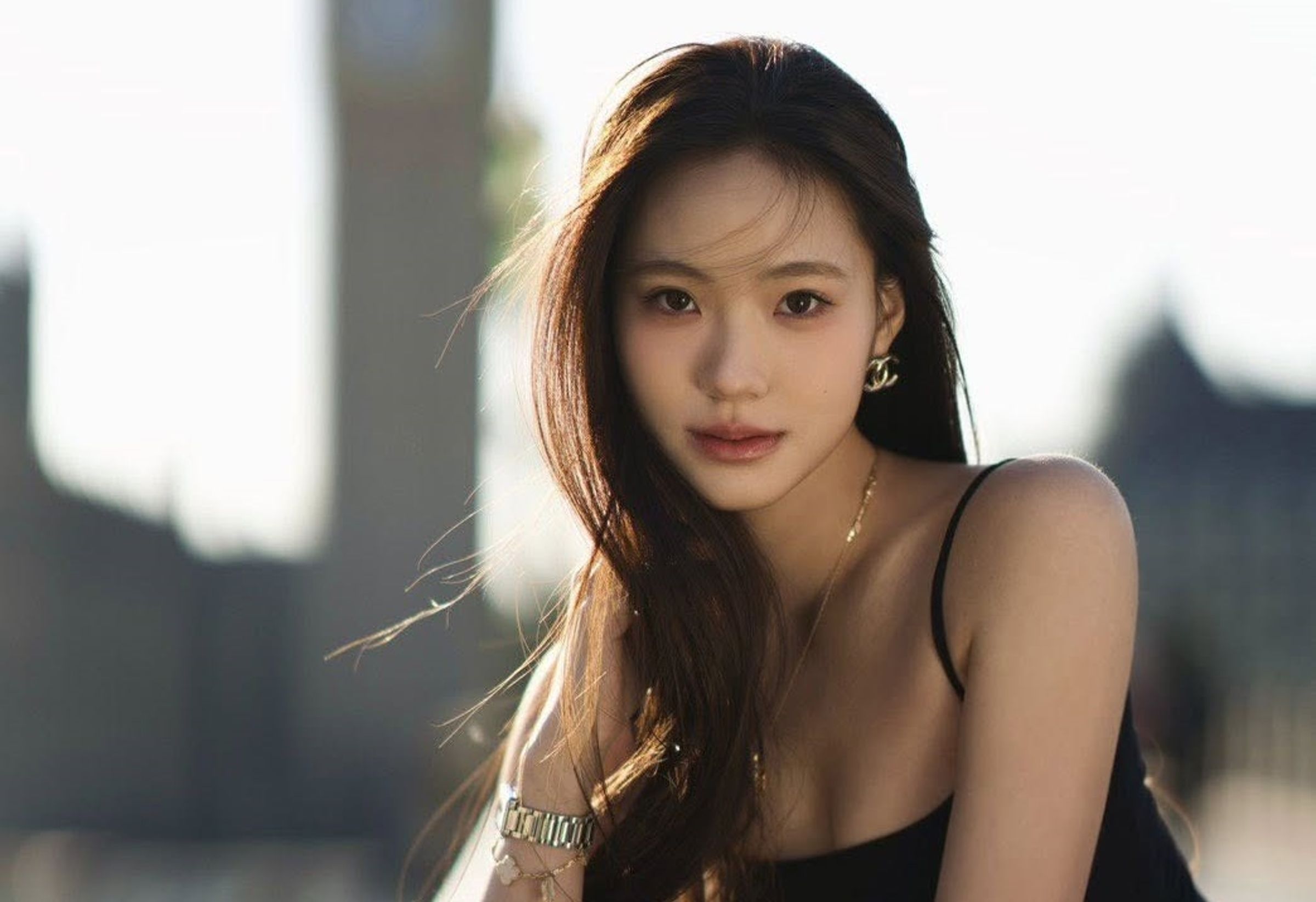 小S女兒Lily常被說像林志玲，但大S覺得明明像自己。（翻攝自臉書）