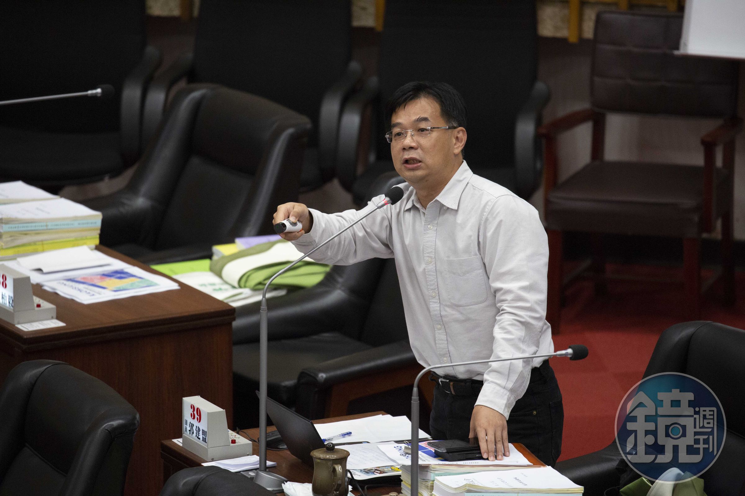 被點名接棒趙天麟參選立委的郭建盟,今天表態自己願意承擔此責任。(本刊資料照)