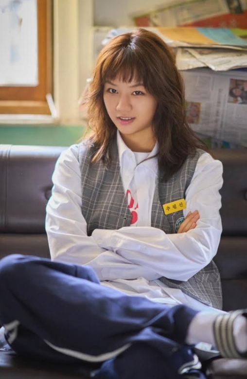  惠利在電影《FIGHTING！女孩們》扮演啦啦隊長。（網路圖片）