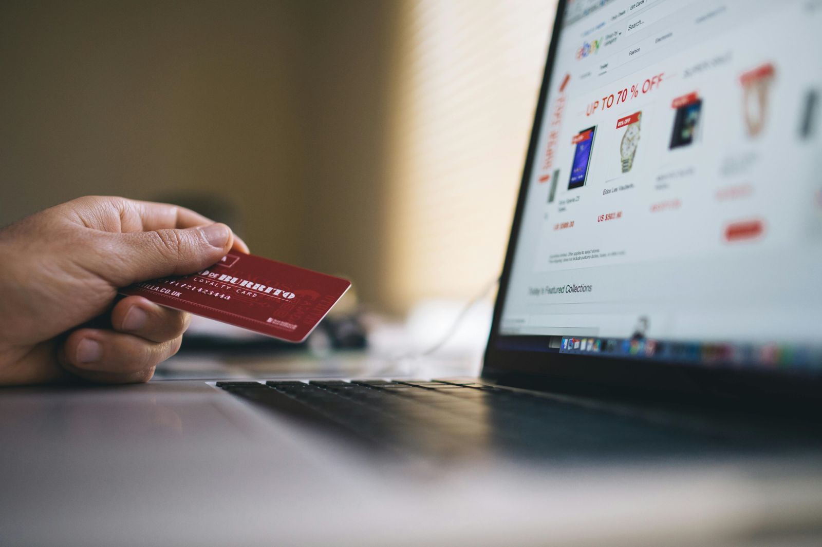 中國17歲少年狂鑽電商漏洞!詐退萬件化妝品 非法牟利1800萬遭判刑6年