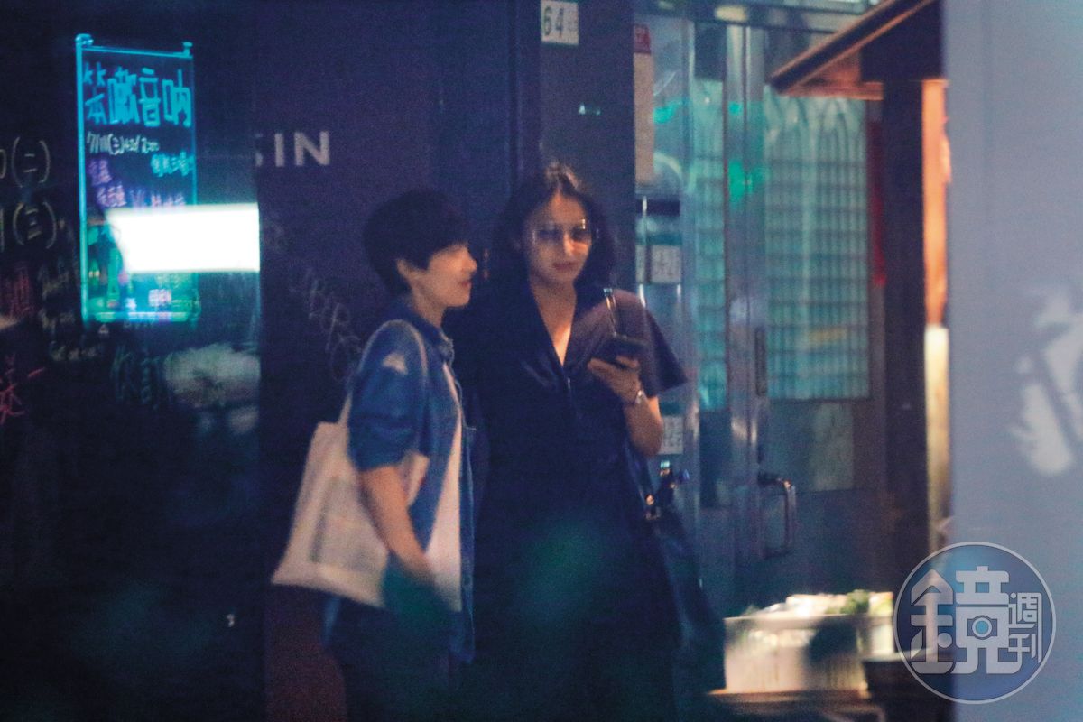 江祖平情史豐富，本刊曾拍過她和一女子交情親密。（本刊資料照）