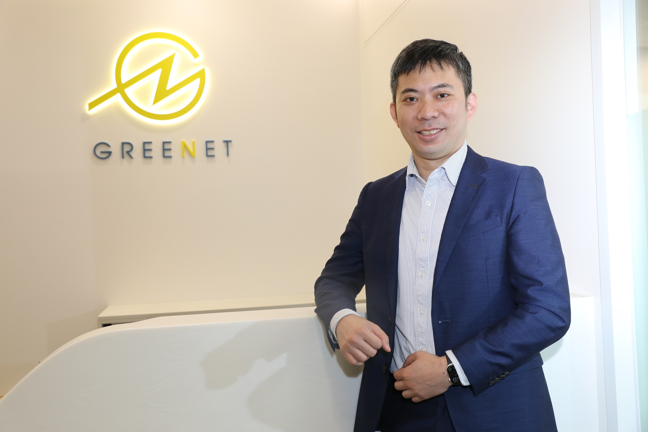 天能綠電總經理表示，公司積極朝向低碳策略整合服務商前進，協助企業面對碳費時代。（攝影組）