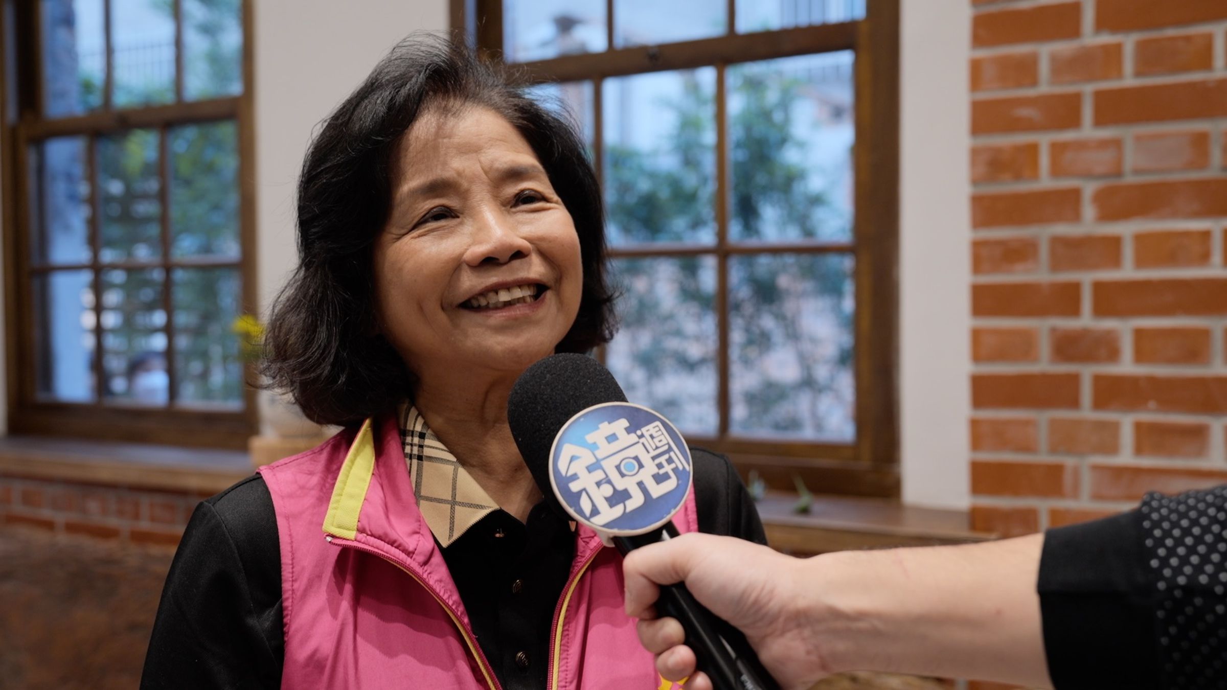 深坑區長黃美華是擦亮深坑觀光的推手,雖然即將退休,但她說自己依舊會活躍於鄰里間,為大家服務。