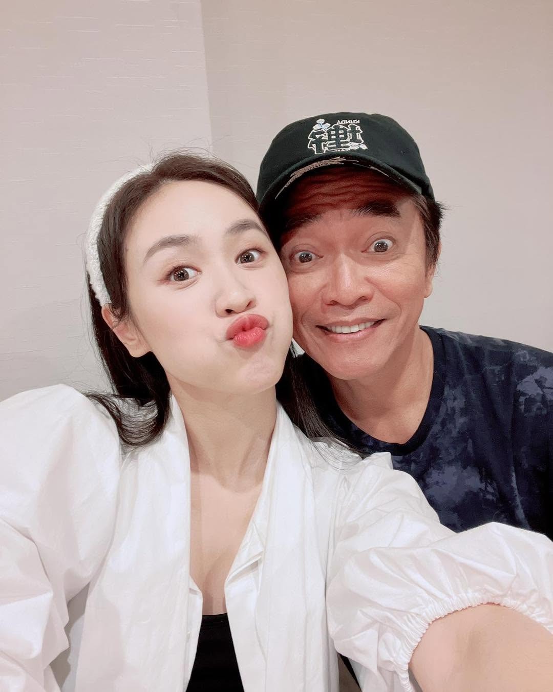 吳宗憲和大女兒吳姍儒。(翻攝吳宗賢臉書)