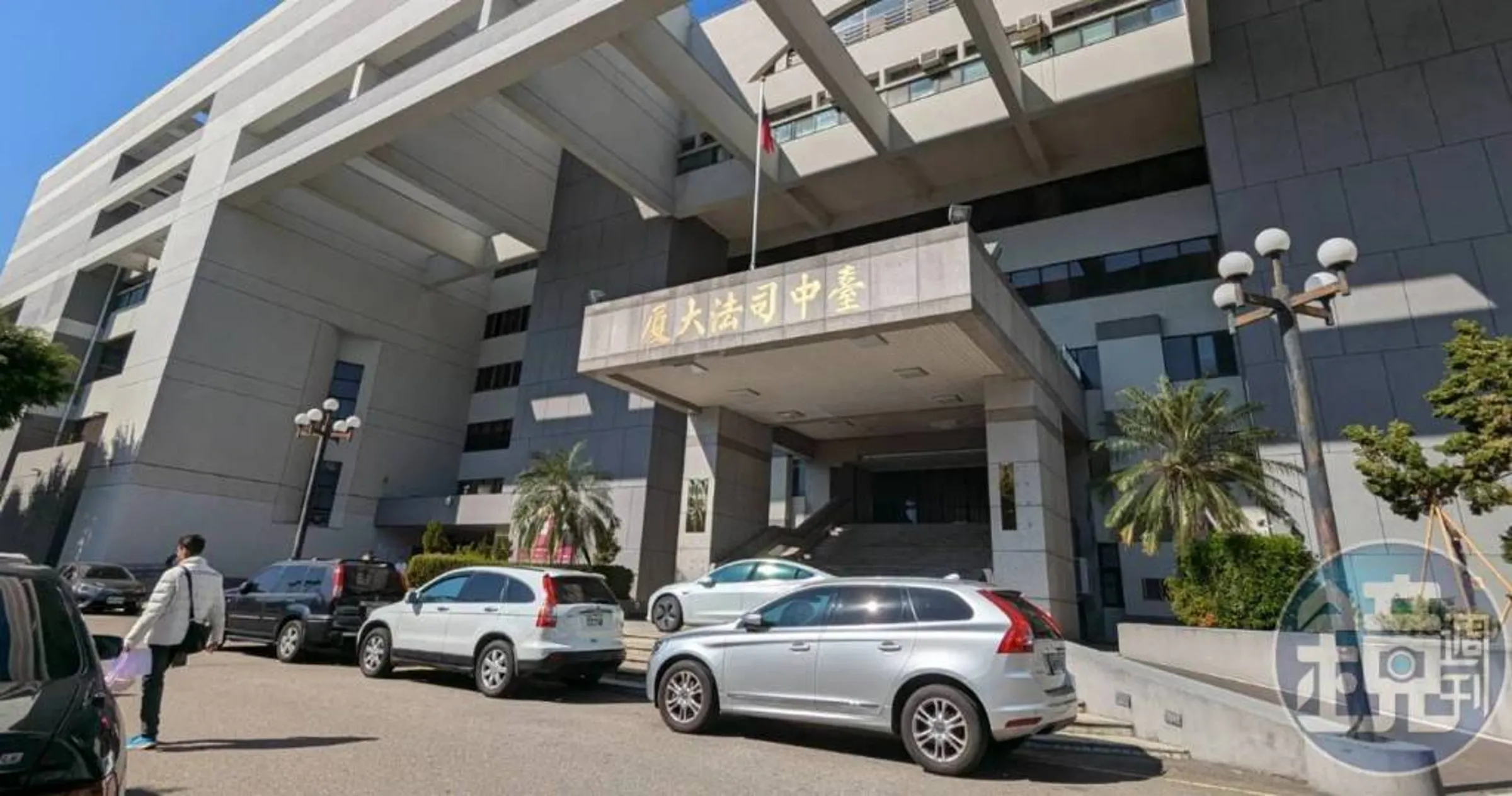 一名黃姓饒舌歌手為賺取網路流量,於Threads轉發一篇名為「結婚13年的老公偷吃啦啦隊女孩」並附帶性影像的文章,遭到影像中的啦啦隊女孩提告。台中地院審理後,依違反個人資料保護法判處黃姓饒舌歌手6個月有期徒刑,緩刑2年。(本刊資料照)