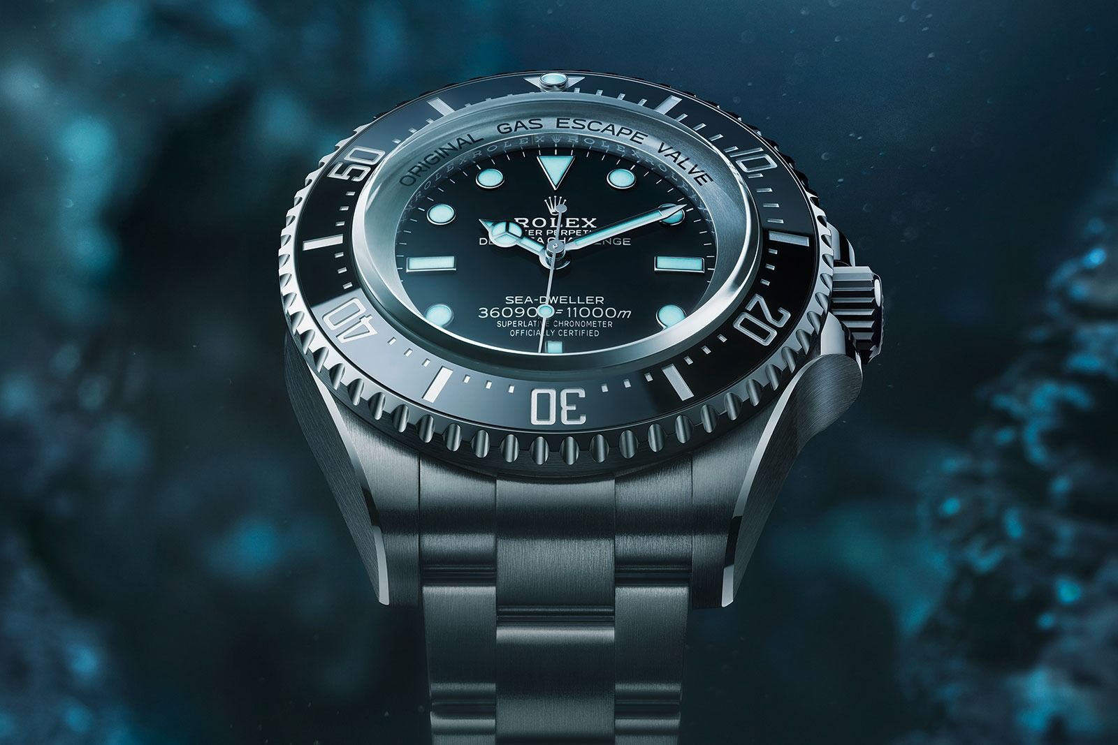 Rolex Deepsea Challenge 採用全五級鈦打造，承壓深度達 11,000 公尺，為當代技術挑戰的代表之一。