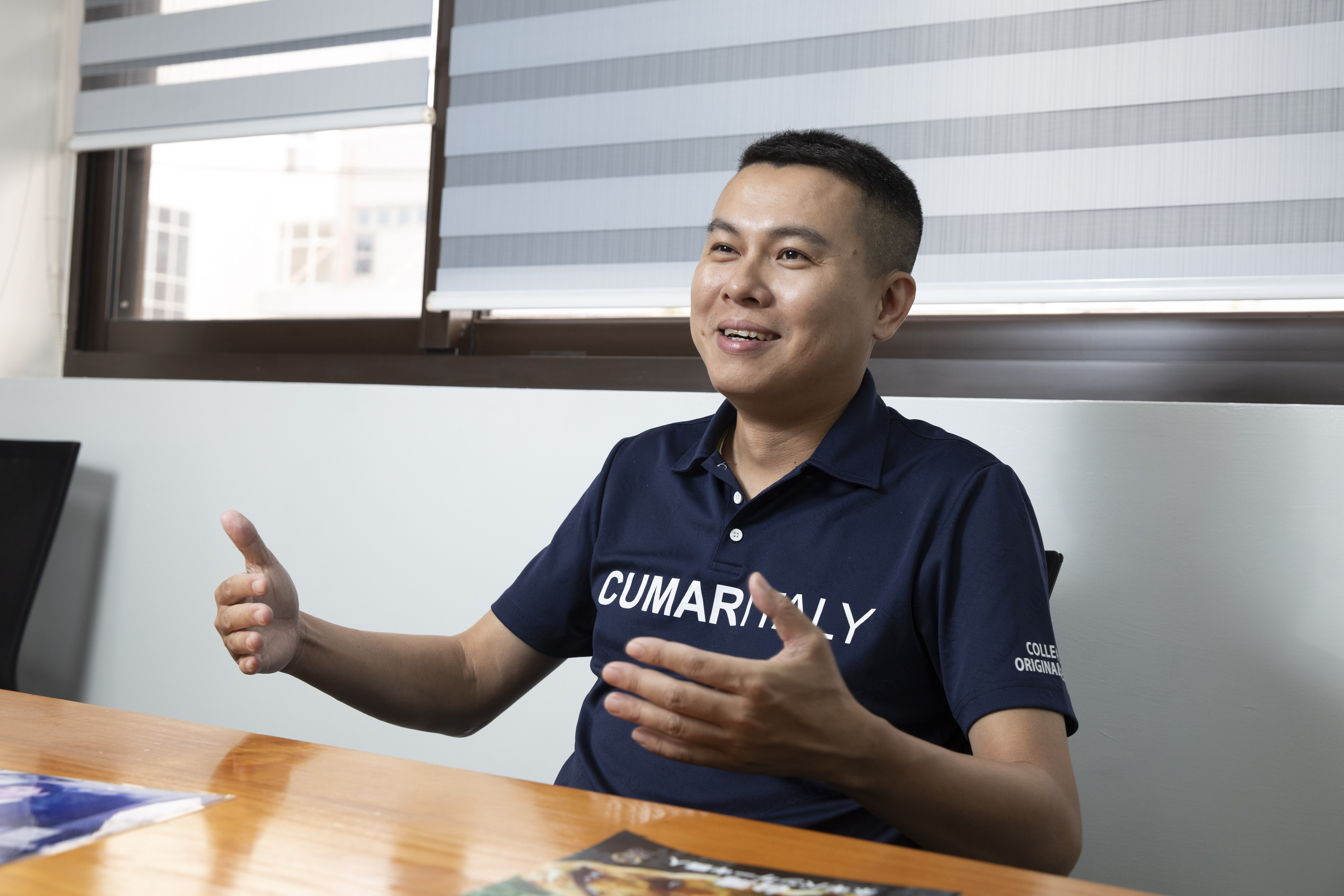 陳冠霖笑說，自己因為高標蓋廠意外成綠電先知，2021年還跟台積電等同桌領節能減碳獎。