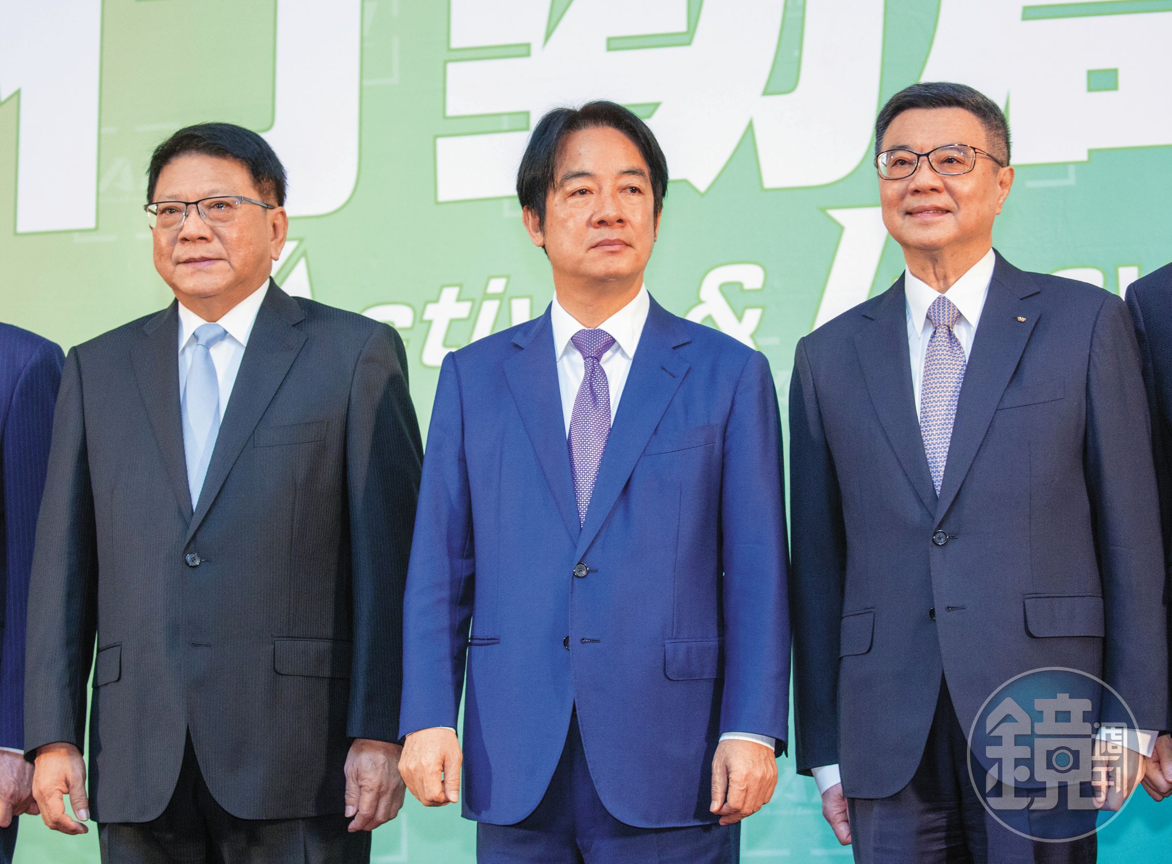賴清德（中）調整隊形，核心人物卓榮泰（右）、潘孟安（左）仍在其左右。
