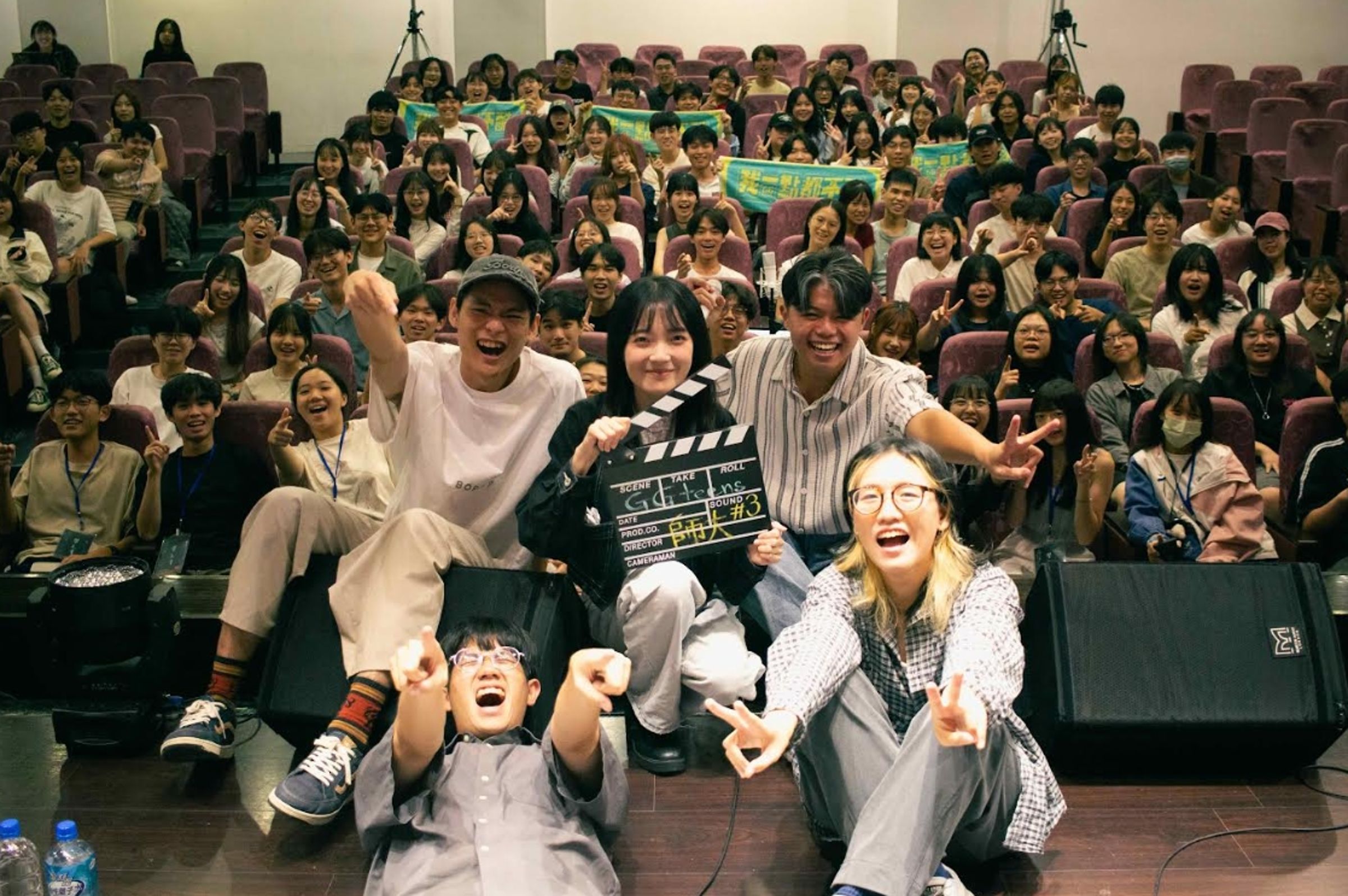 公館青少年（GGteens）去年舉辦20場高中職、大專院校講唱會，與近萬名學生互動。（公館青少年提供）