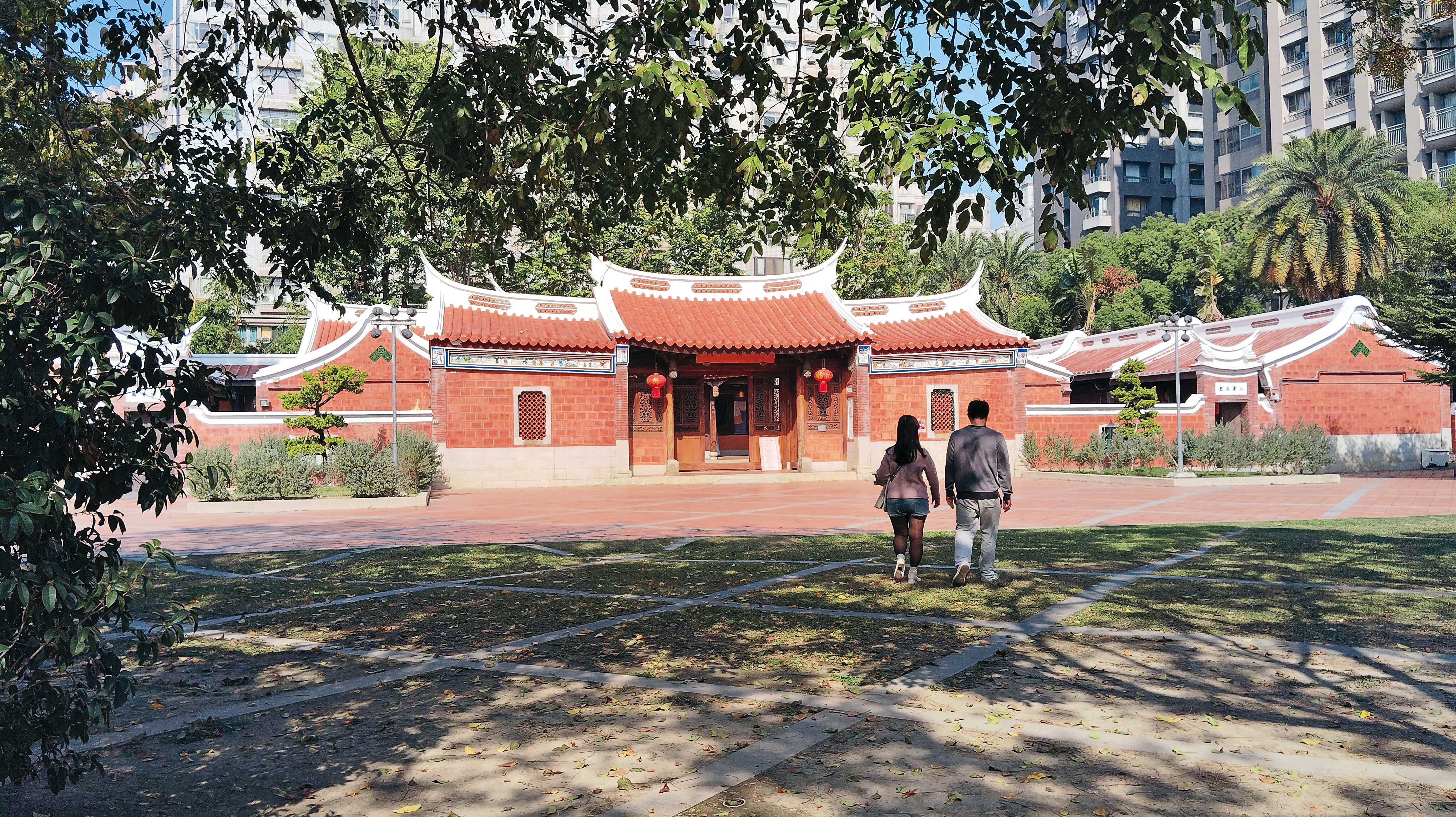 台中古蹟淪賣場/清代百年儒考棚成衣鞋特賣展場 中市府古蹟活化踩紅線