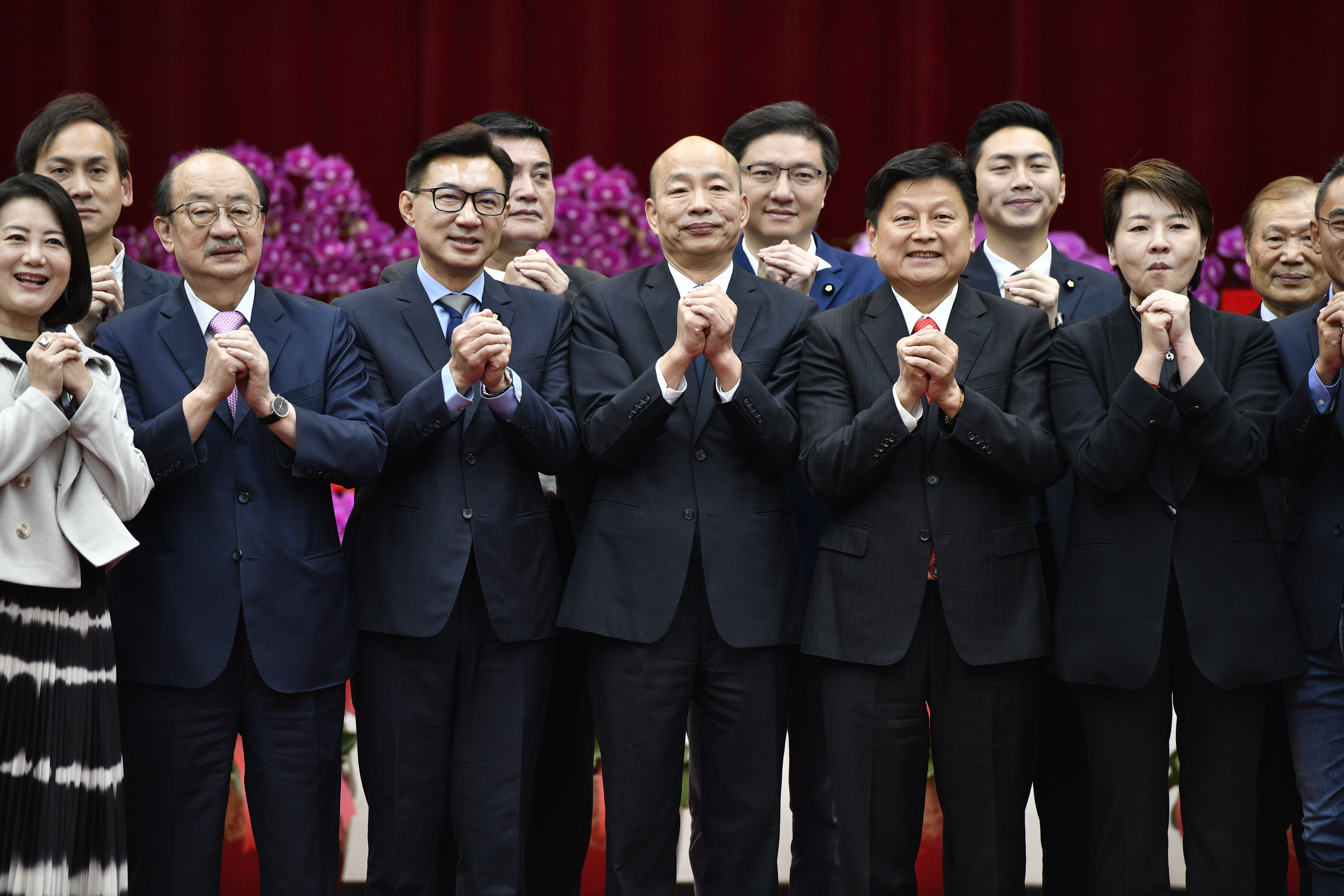 新國會今早在韓國瑜率領下進行新春團拜。