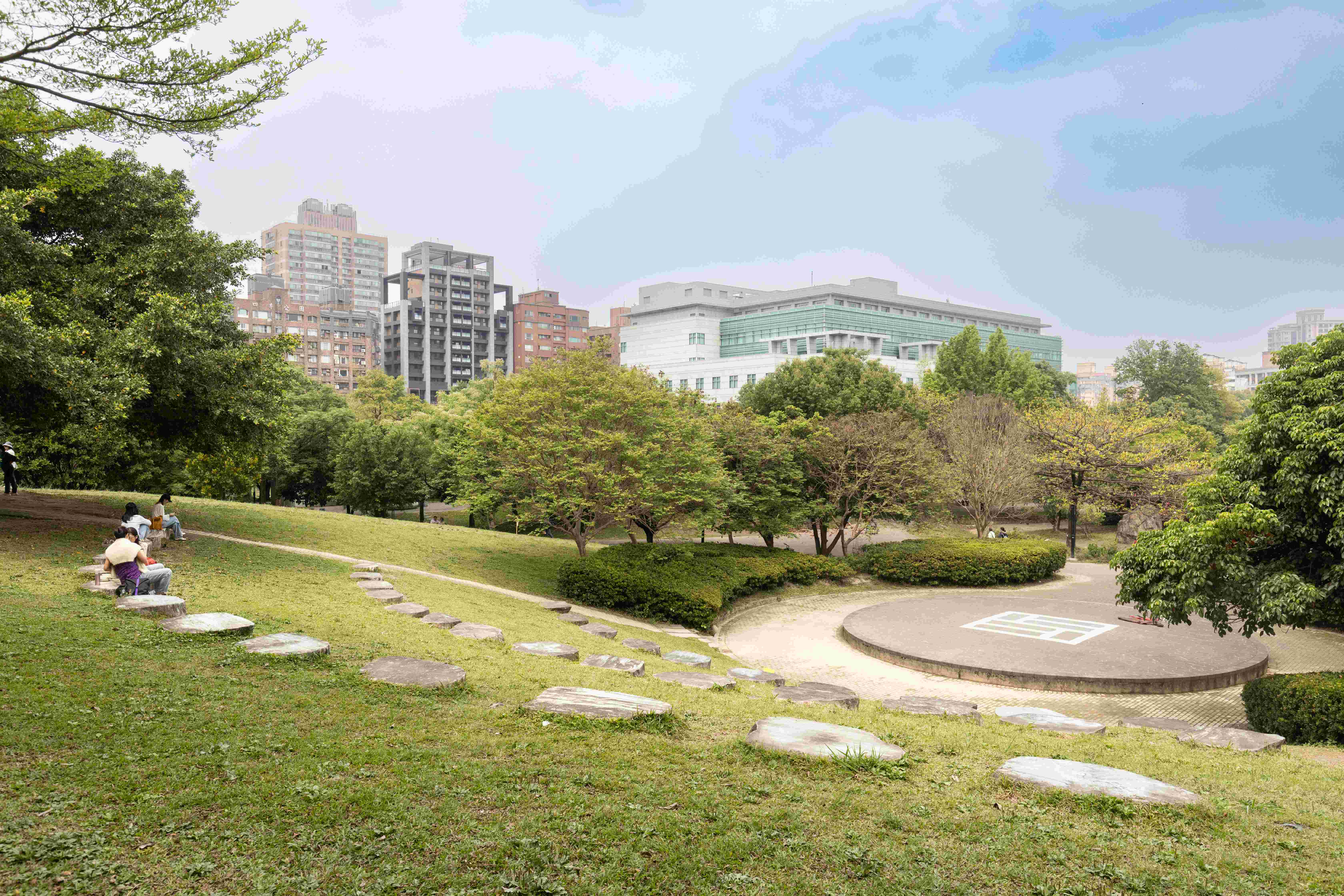 中和的四號公園是附近居民遊憩的最佳場地。