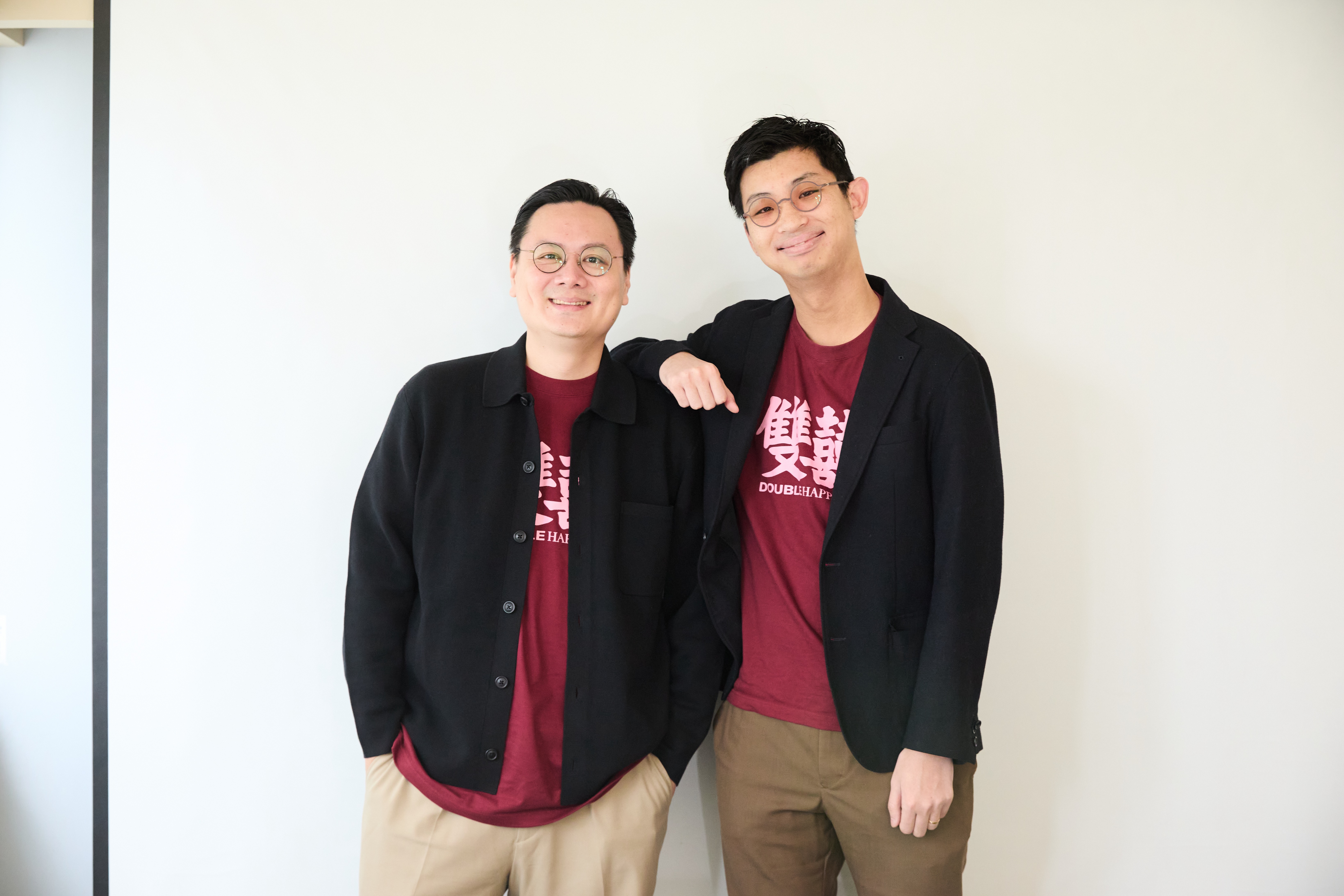 許承傑（左）分享個人籌備婚禮的經驗，苗華川（右）建議可以拍成一部電影，兩人也共同完成這部作品。