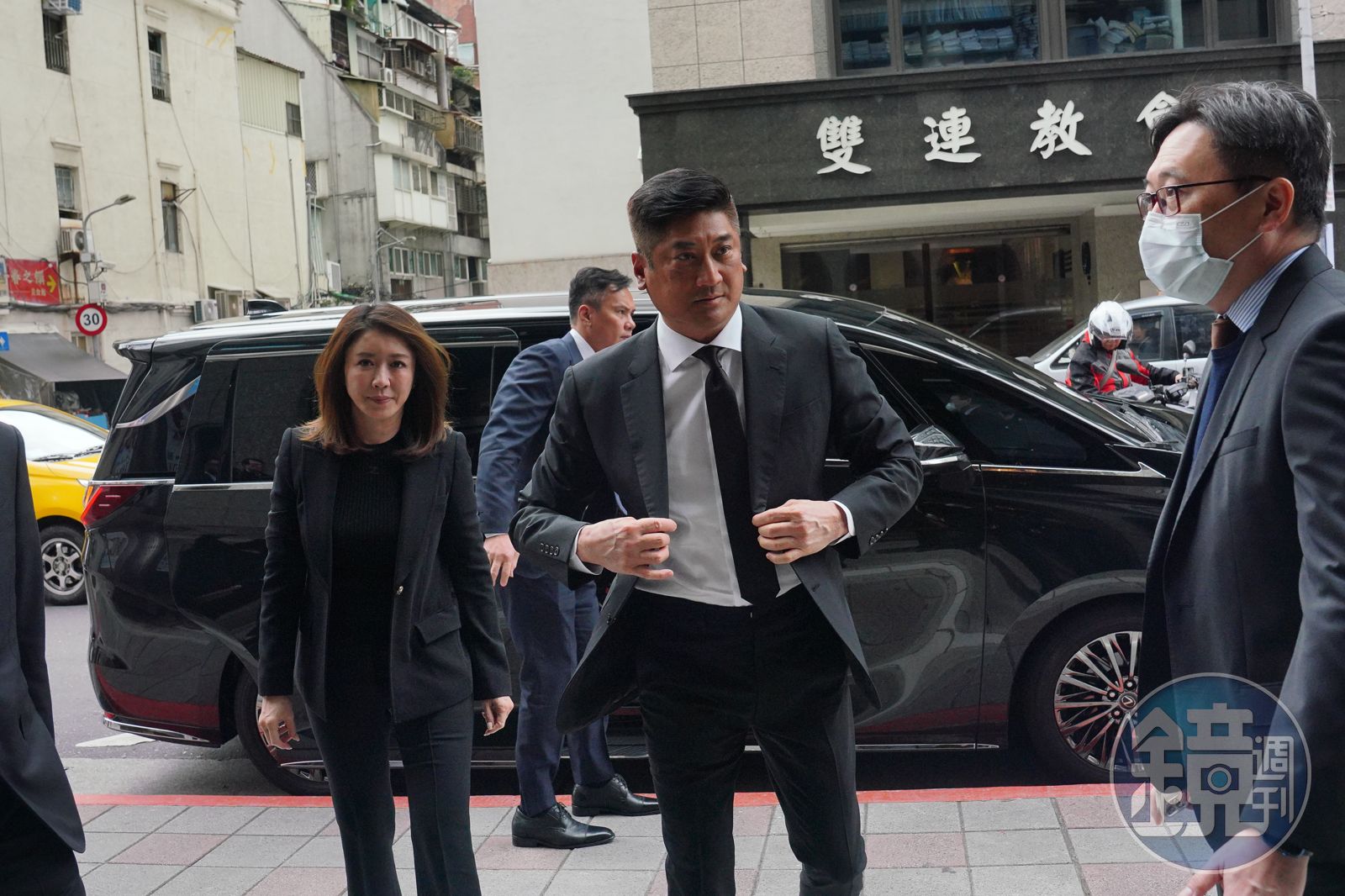 辜仲諒9/22、23赴中主持亞錦賽開幕 高院裁准2億解除境管科控