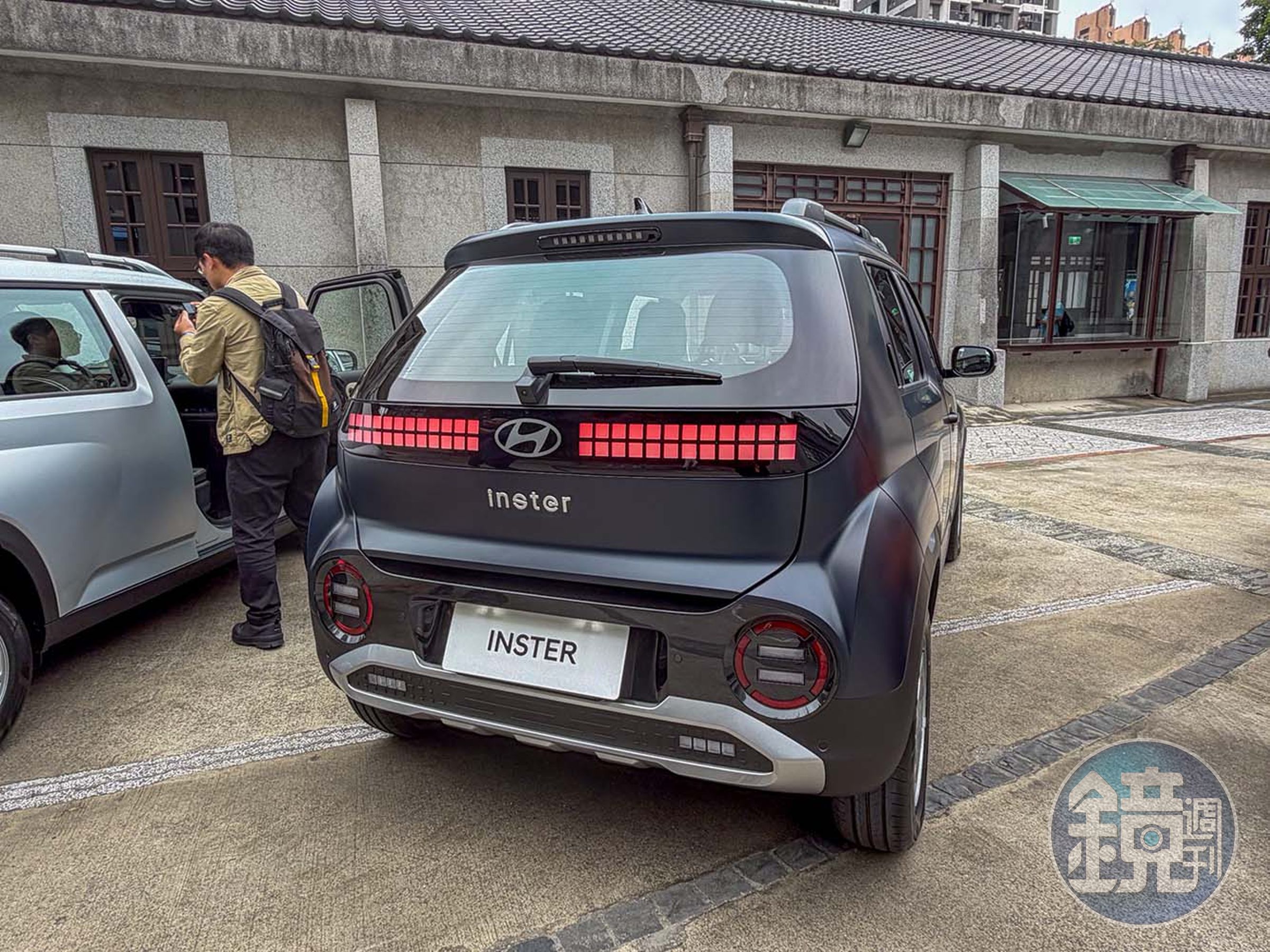 全車採用Pixel為設計元素,展現相當高科技的風格。