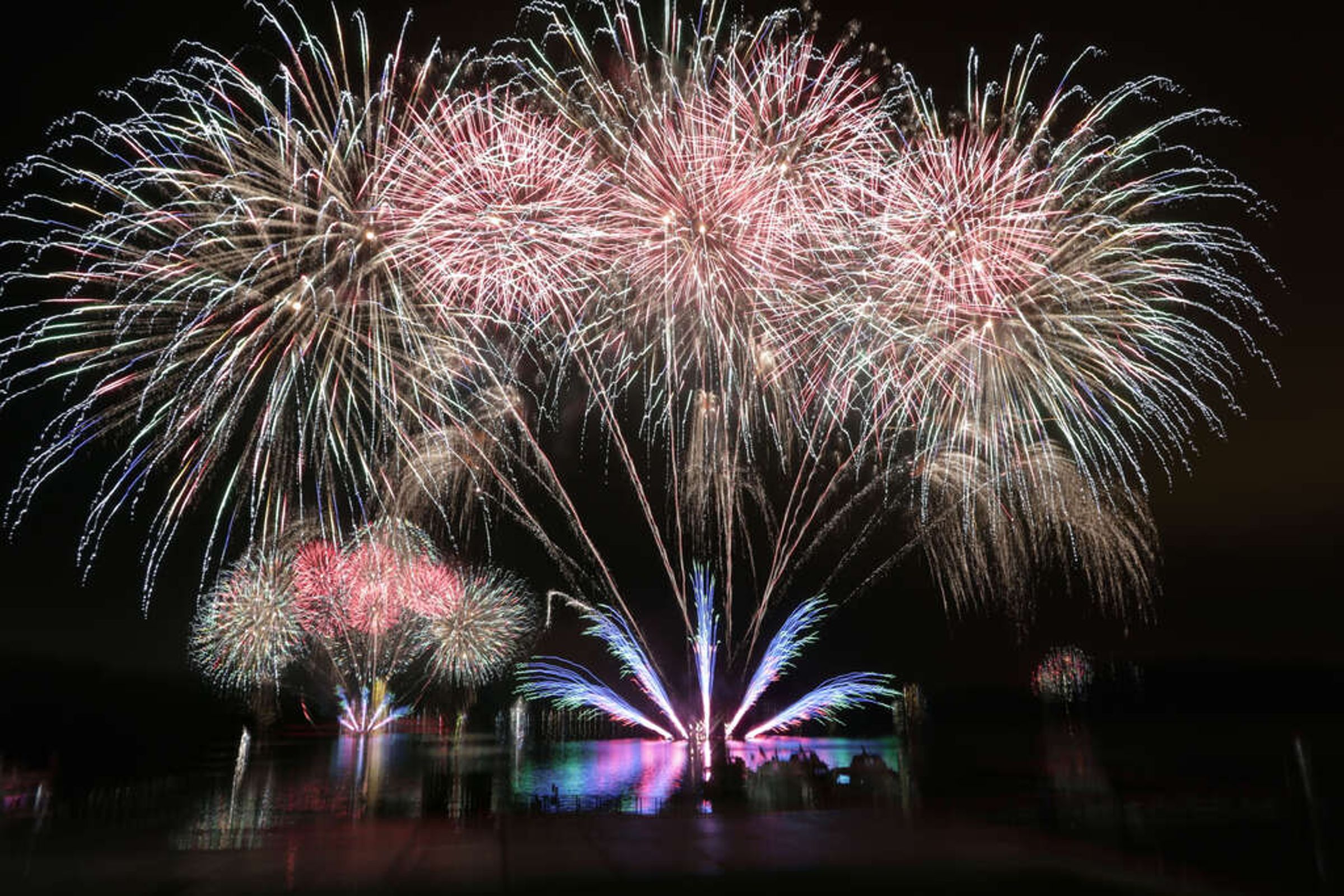 2026日月潭跨年晚會,今年在水社碼頭與伊達邵碼頭兩處都有煙火可欣賞。