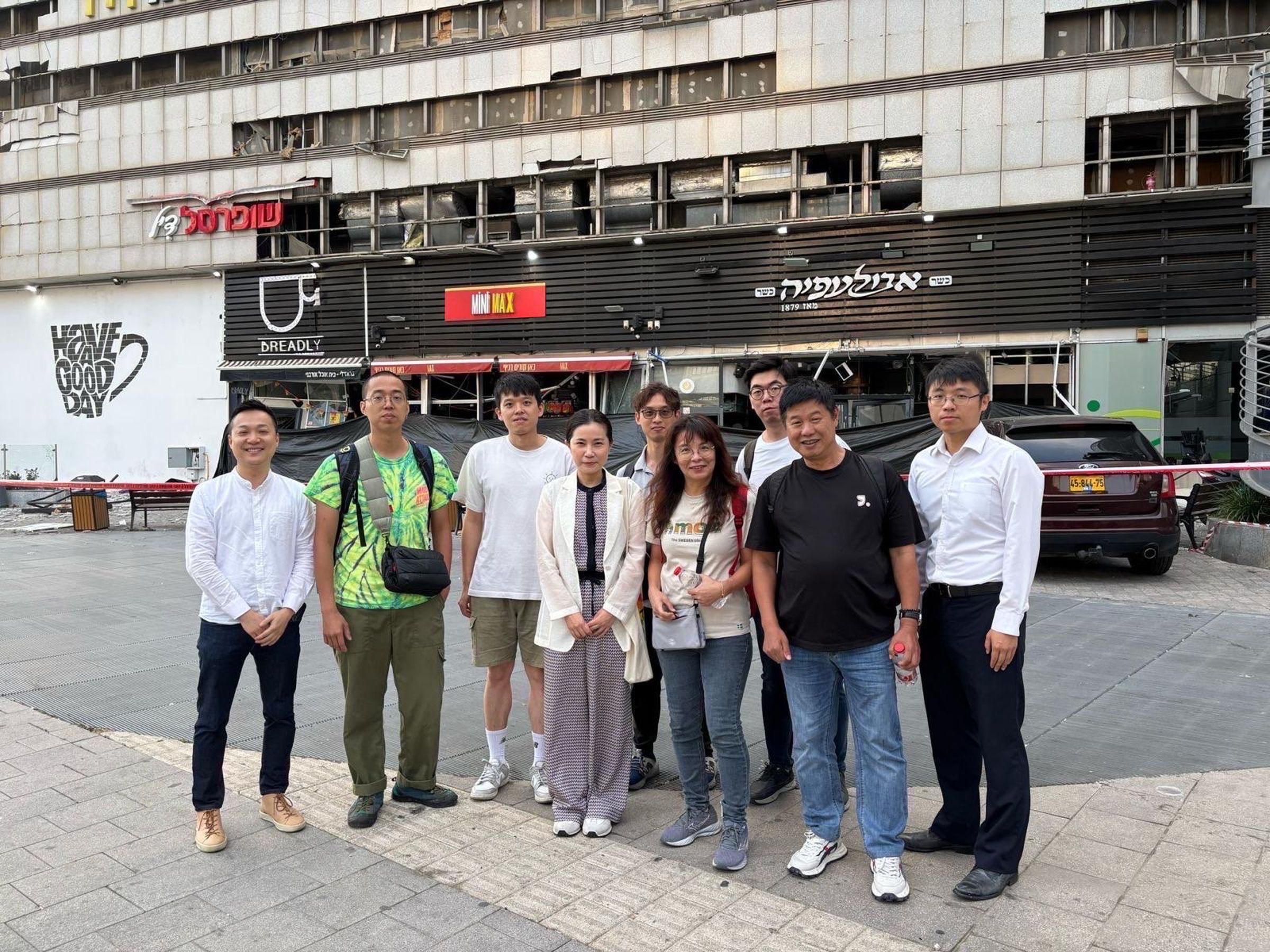 我國駐以色列代表處,協助滯留當地國人離境。(外交部提供)