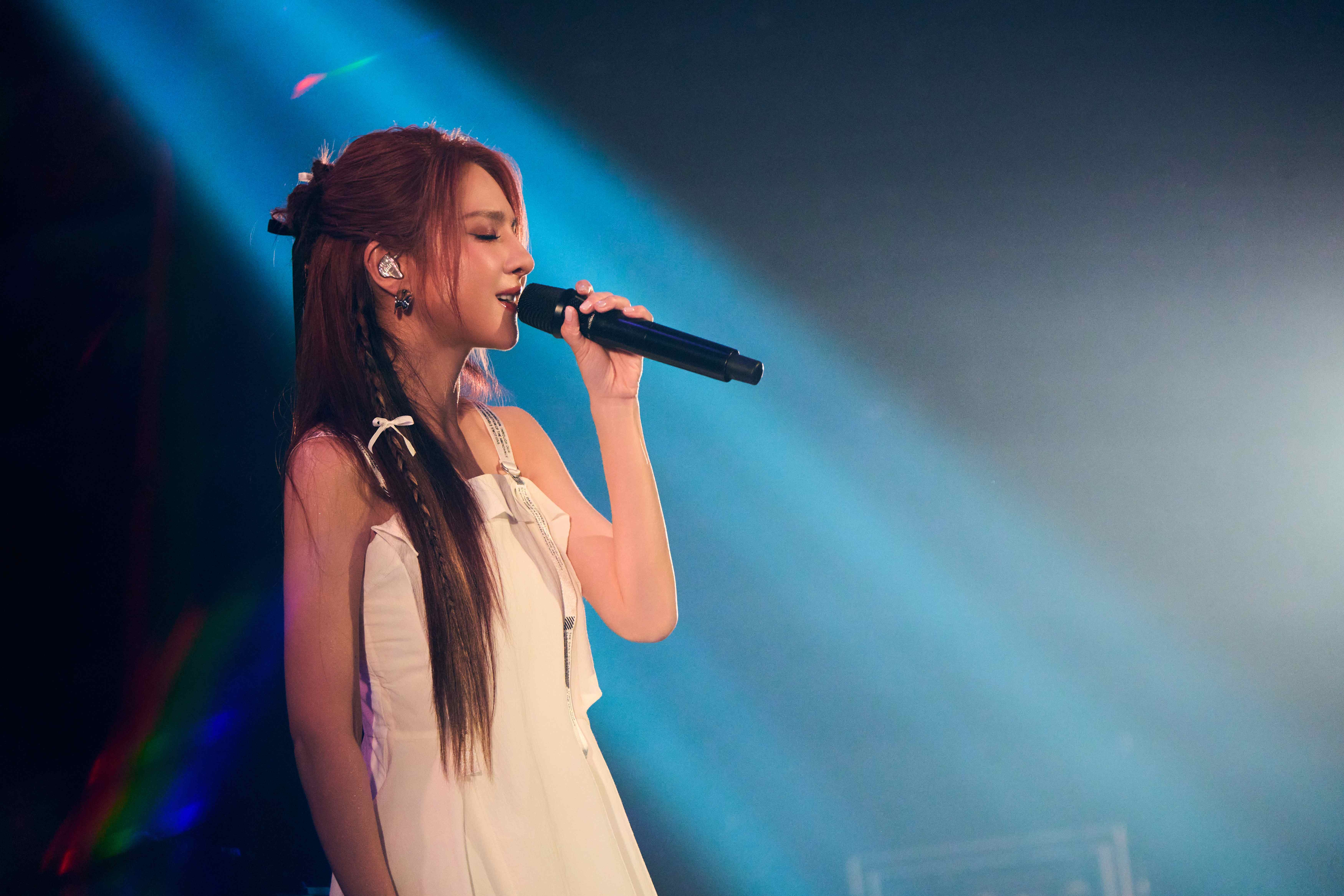 郭靜首度在高雄舉辦「郭靜天亮之前」演唱會。（寬宏藝術提供）