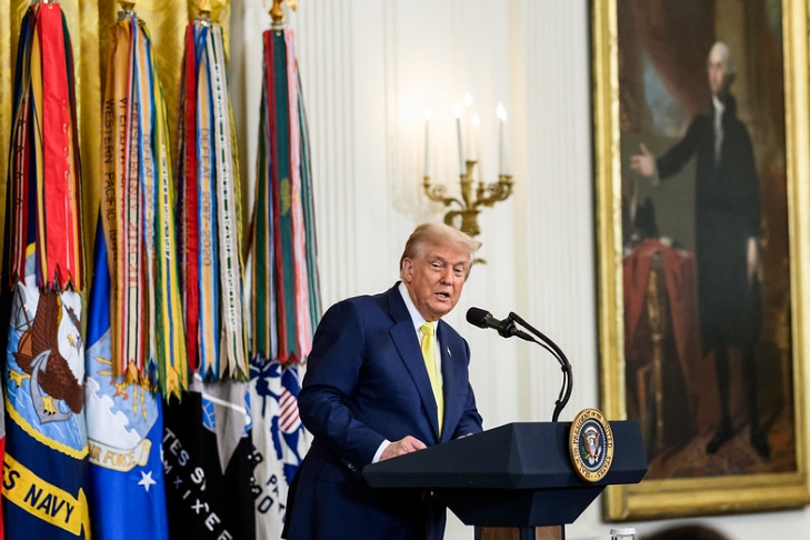 美國宣布對台灣的對等關稅暫定稅率20%在7日起生效。圖為美國總統川普。（翻攝The White House flickr）