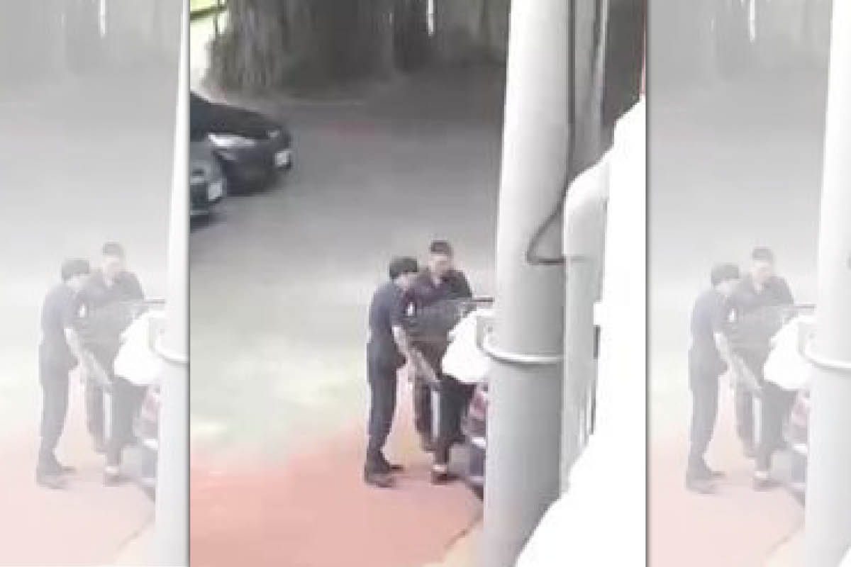 新北市一所高中準畢業男學生，近日因在校內以手機偷拍女同學裙底被抓包，才被發現偷拍校內女同學長達3年。（翻攝畫面）