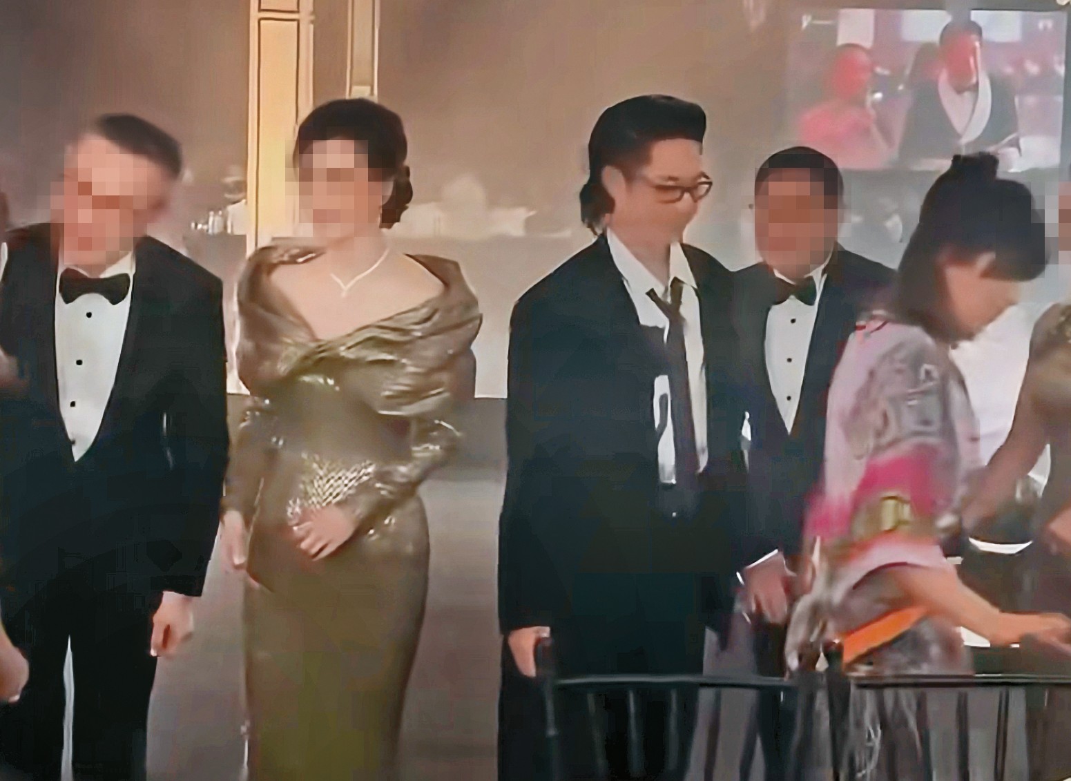 除了出席婚禮，吳建豪當天還因為壽星的身分，而享受了慶生驚喜。（翻攝自vanessamantofa IG）