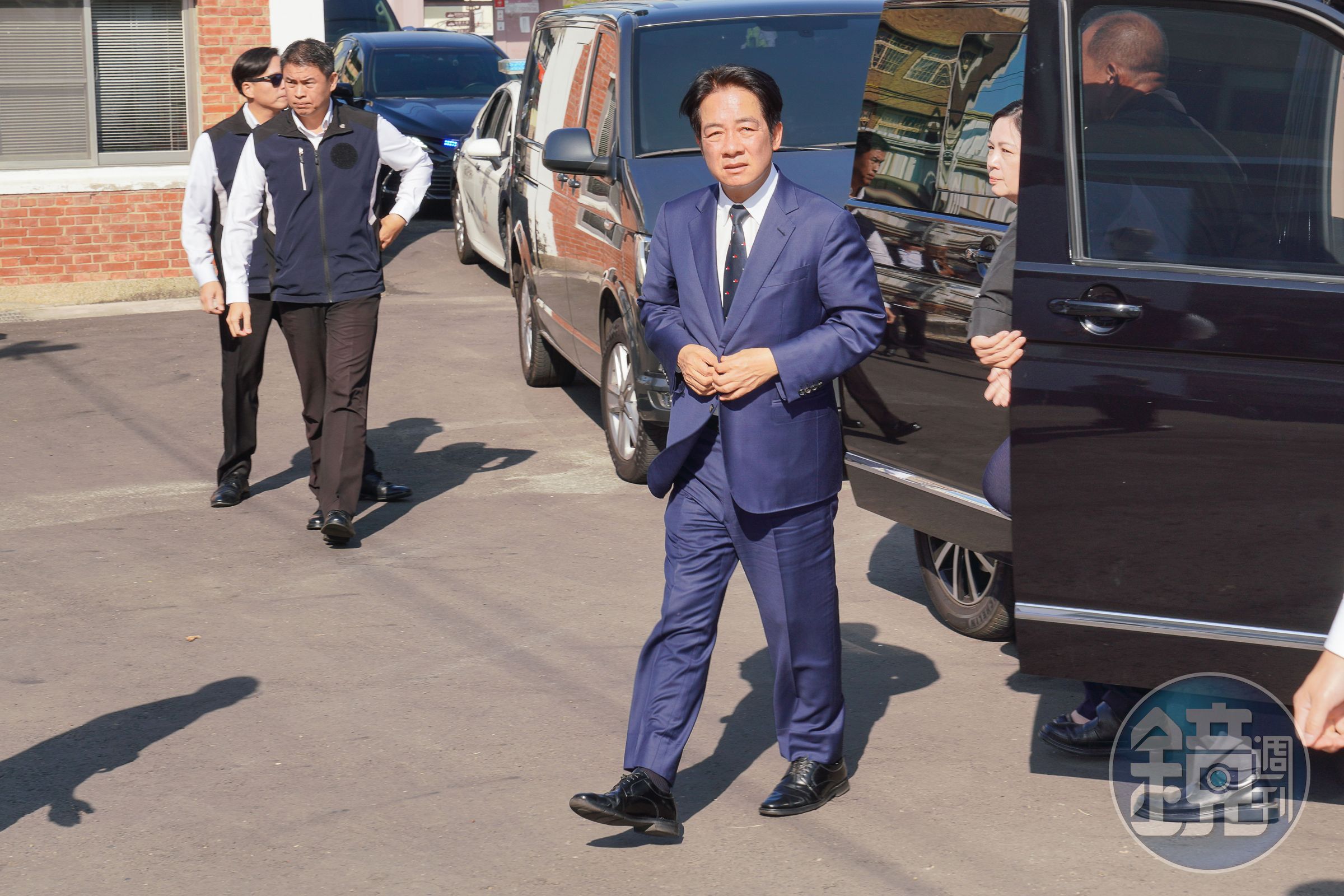 近來接連爆發政治人物涉案，總統賴清德（中）揭示「不分黨派，勿枉勿縱」原則。