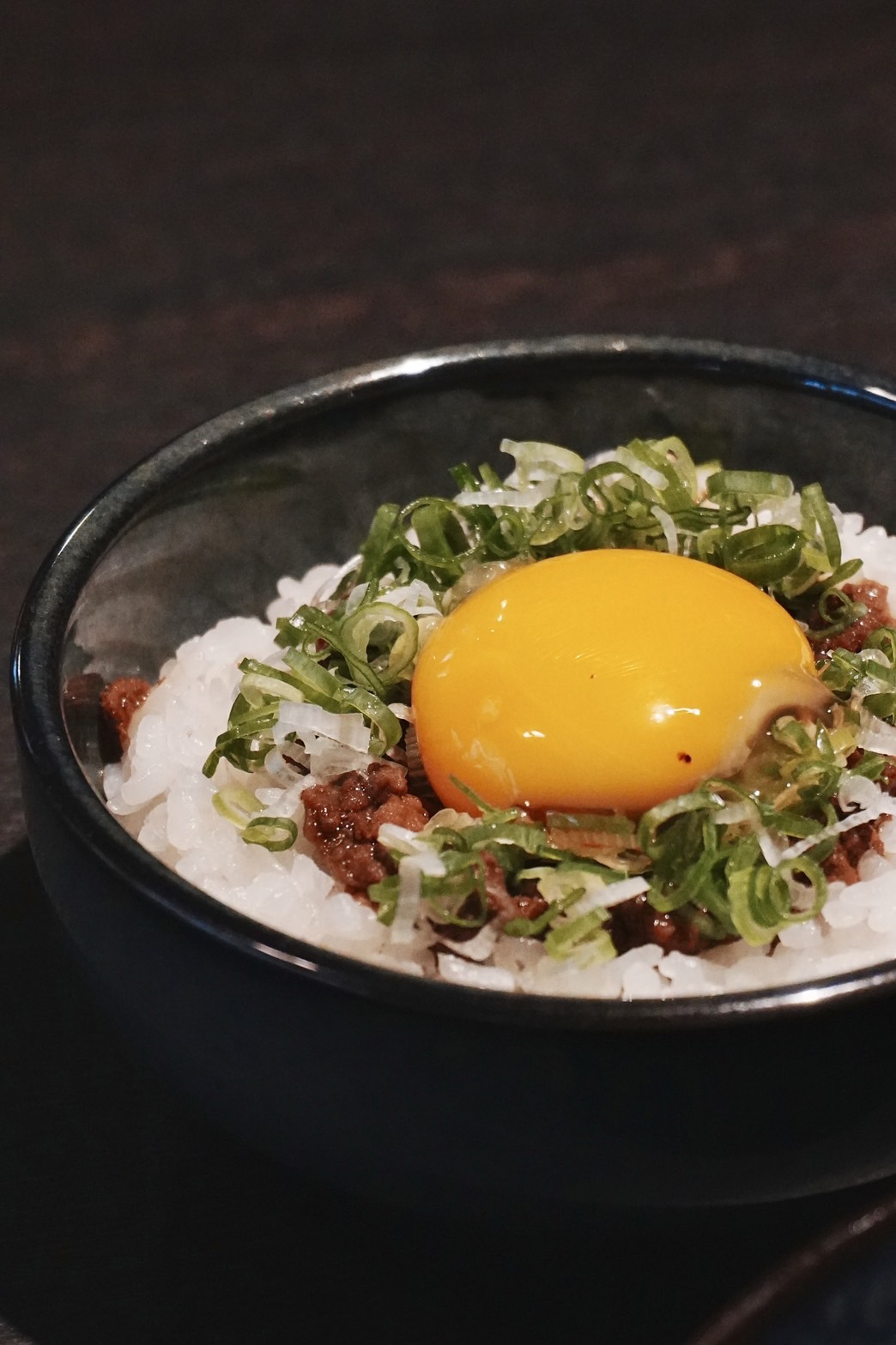 同樣受到喜愛的「月見和牛肉燥飯」除了品嘗高級食材結合,也適合想要更有飽足感的饕客。(150元/份)