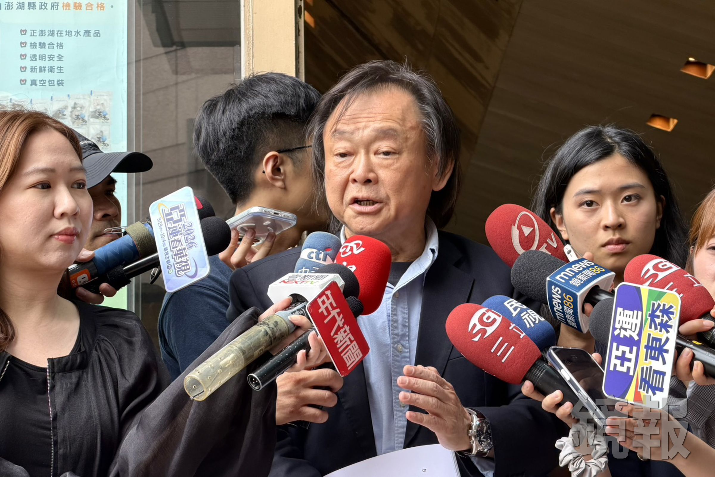 王世堅直言,蔣萬安不回應市政問題還跑去裝可愛,只會讓市民失望。(鏡報袁維駿)