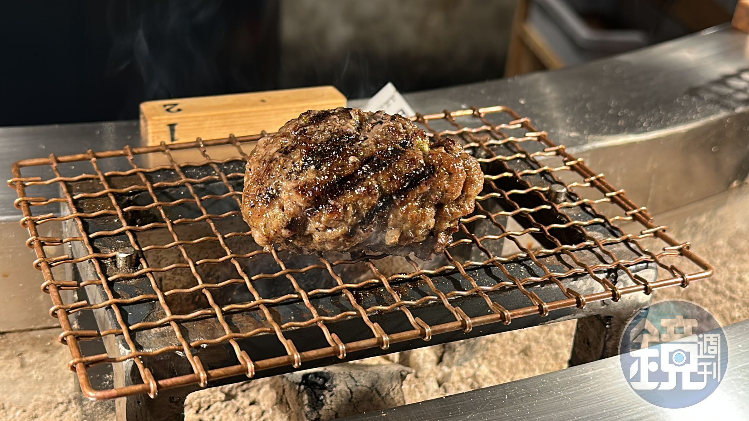 日本超夯漢堡排名店「挽肉と米」昨宣布,台北華山店重新開幕消息。(本刊資料照)
