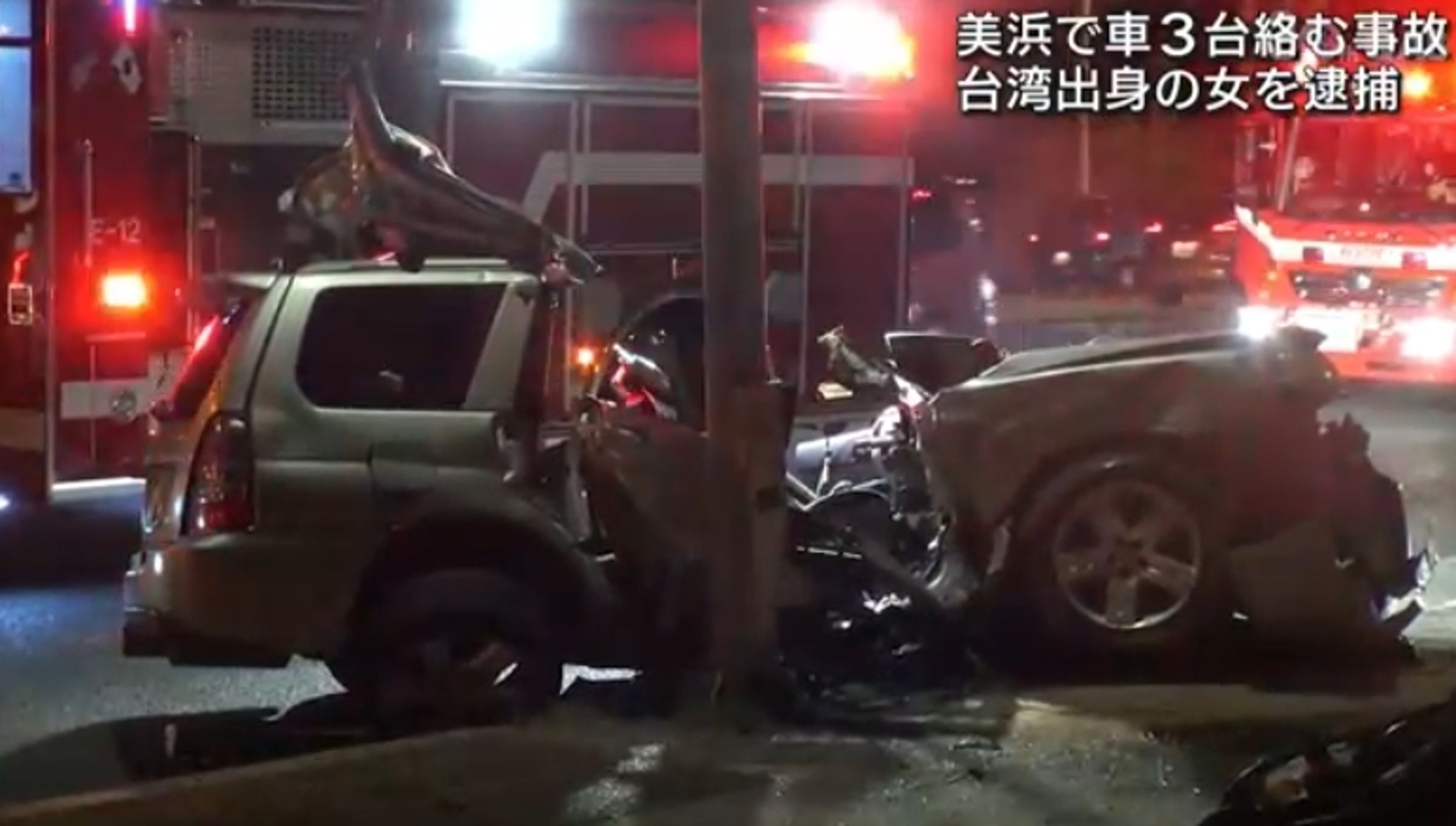 25歲台籍女子在沖繩自駕強行右轉導致車禍，造成一名美國海軍陸戰隊員大腿骨折。（翻攝自琉球朝日放送）
