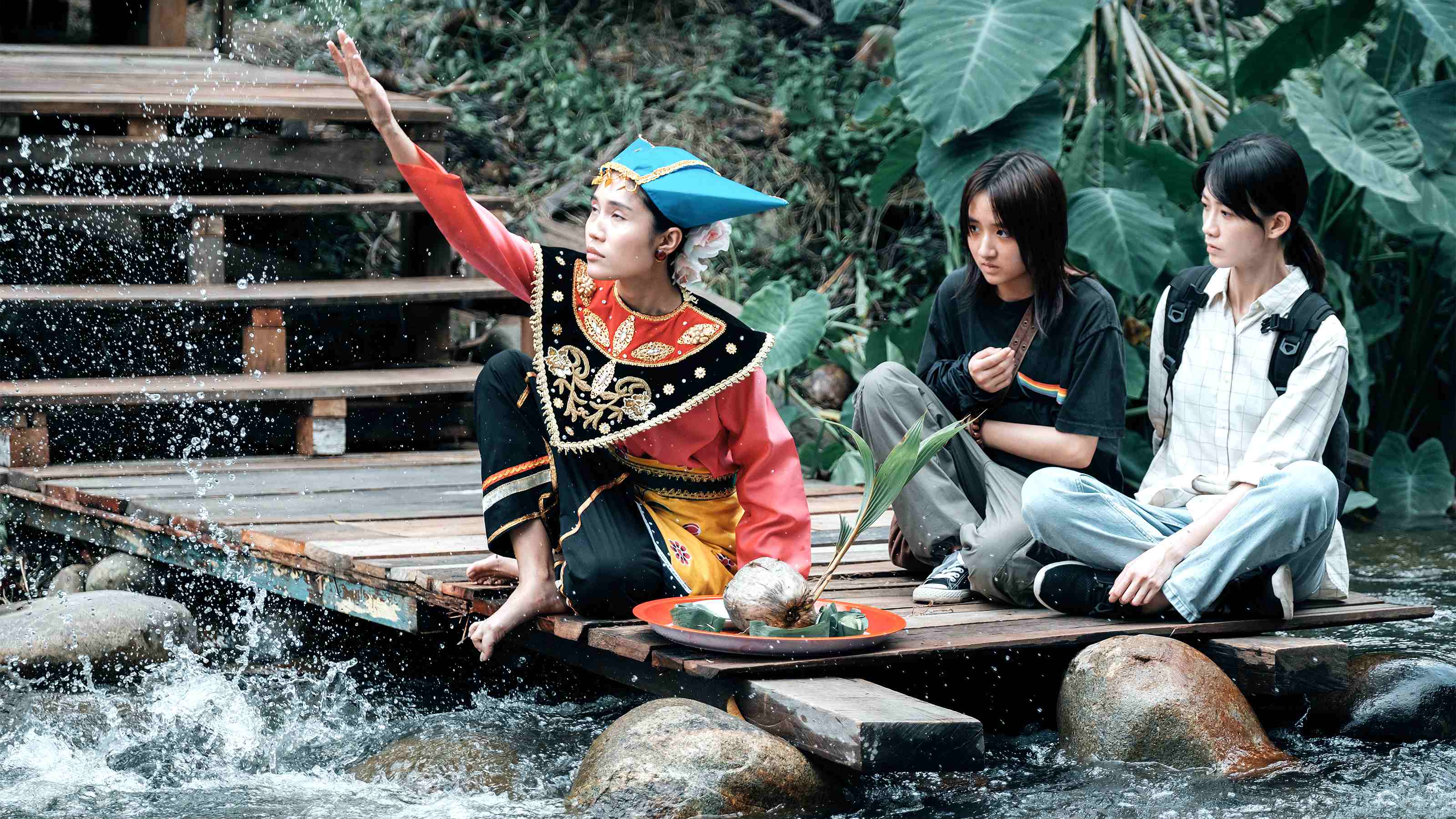 《搖籃凡世》直擊馬來西亞「保嬰艙」與棄嬰議題，台灣觀眾對奇幻風格的「印度孔雀舞」頗為好奇。(海鵬提供)