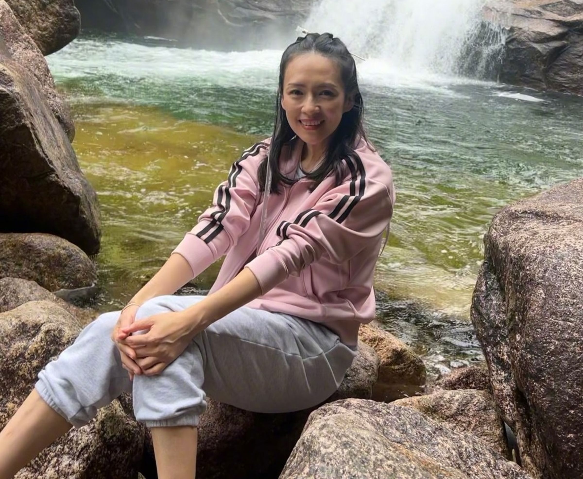 章子怡離婚後幾乎神隱，日前才難得發微博分享在徽州度假的照片。（翻攝自章子怡微博）