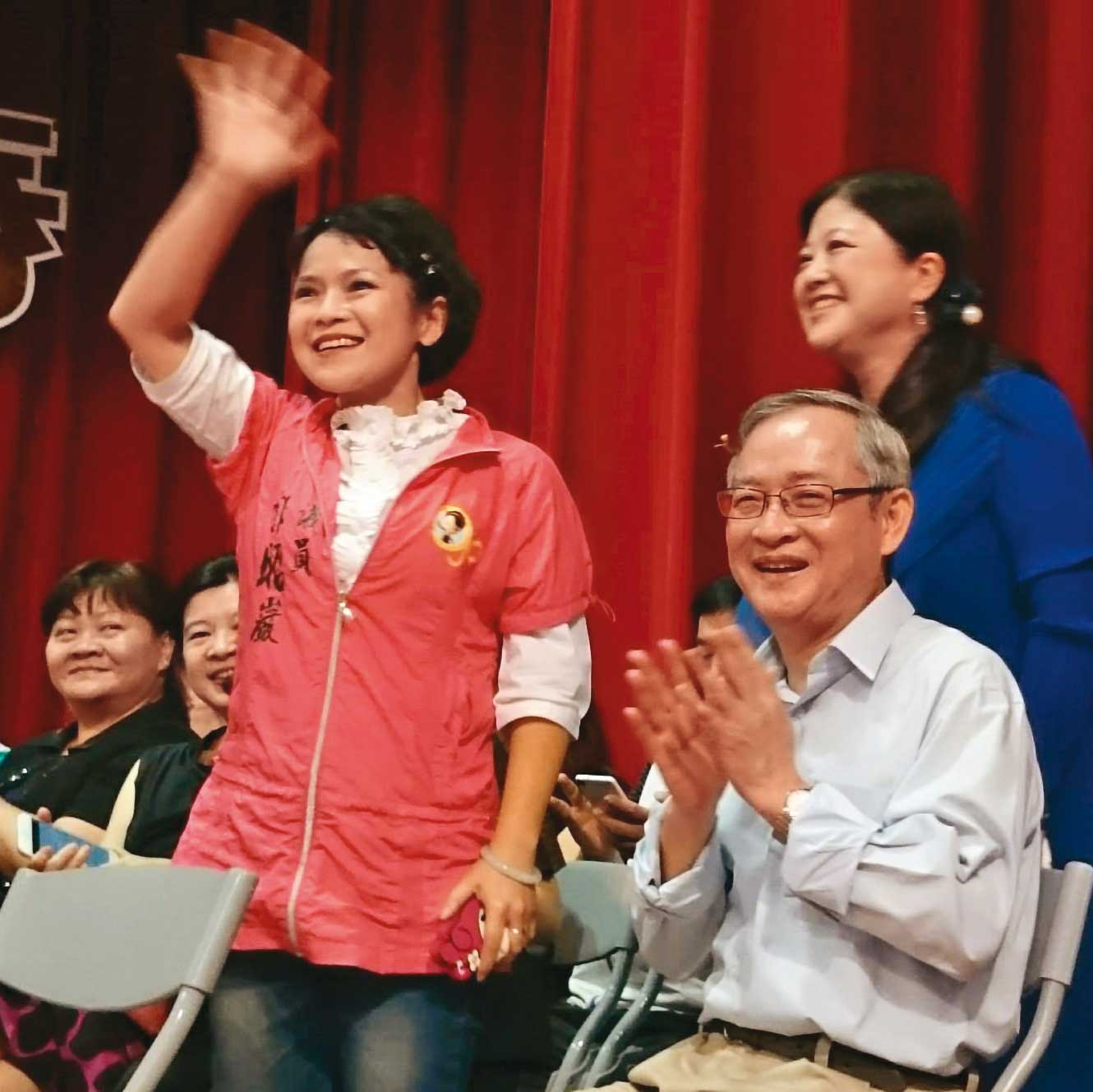 國民黨議員郭昭巖深耕中正萬華區多年,與同選區的前立委林郁方關係非常好。(翻攝郭昭巖臉書)