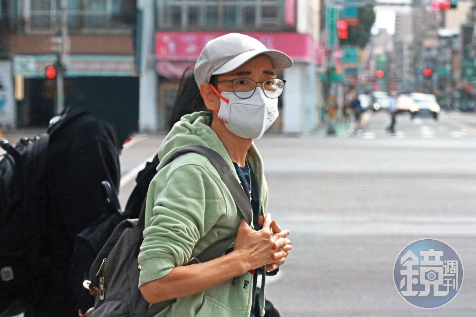 凱思國際負責人李麗娟在跨年前夕首度被約談，訊後雖獲請回，但恐被列為貪汙罪被告