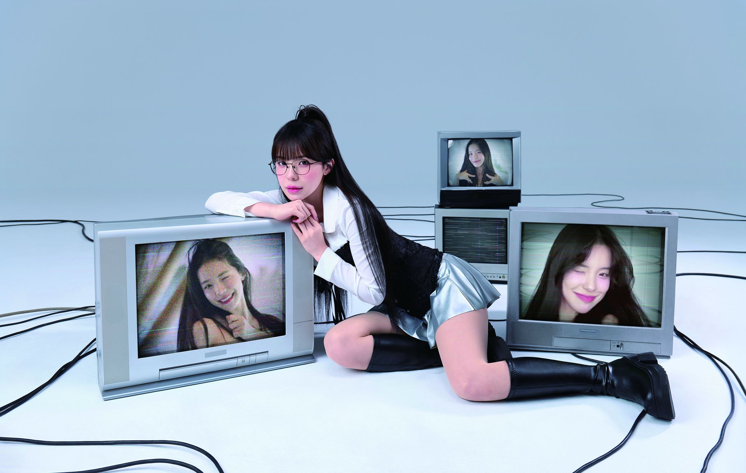 李多慧接下日系眼鏡品牌OWNDAYS品牌好友身份，演繹不走甜美路線的另一面自己。（OWNDAYS提供）       