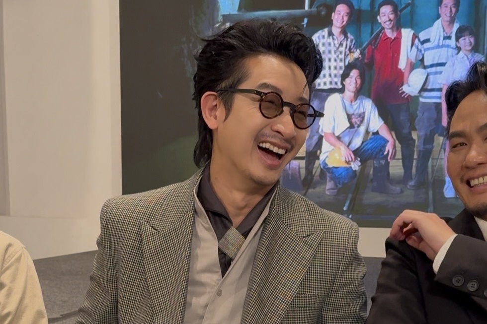 Darren被問到楊千霈和好友「建材業陳傑憲」Jeremy是否來電時不置可否。