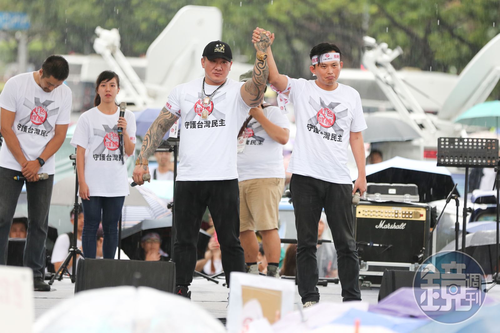 黃智賢先前就曾po文,提到2019年館長跟黃國昌大力反「紅媒」,現在卻自己封為兩岸「和平大使」。(本刊資料照)