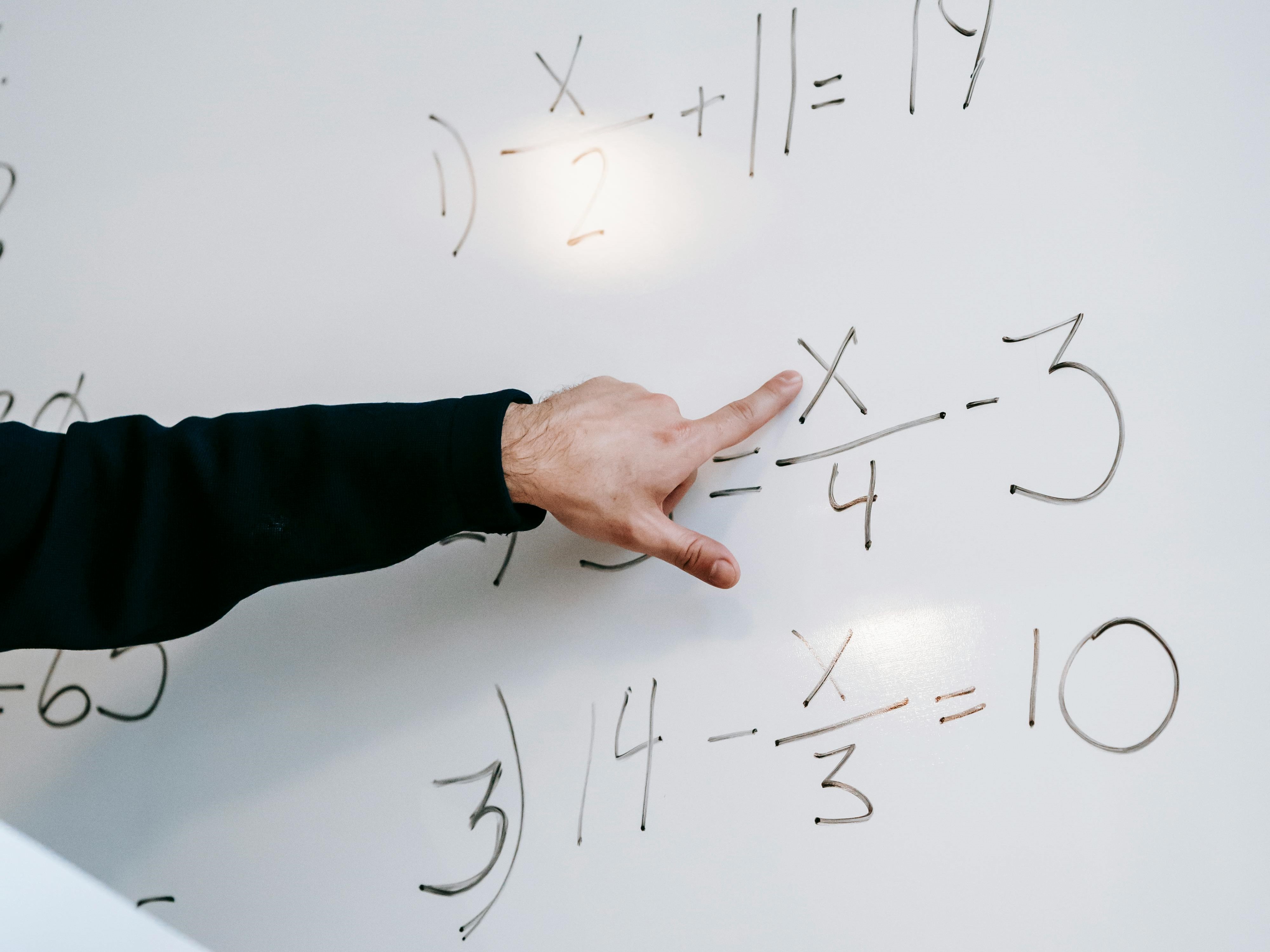 教育部今（8）日修正發布「教師請假規則」，增訂教師身心調適假。（翻攝自pexels）