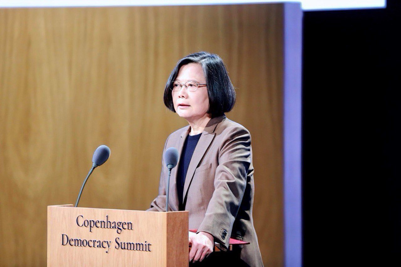 蔡英文連續兩年缺席民進黨全代會，趙少康解讀明顯是故意給黨主席賴清德難看。（翻攝自外交部臉書）