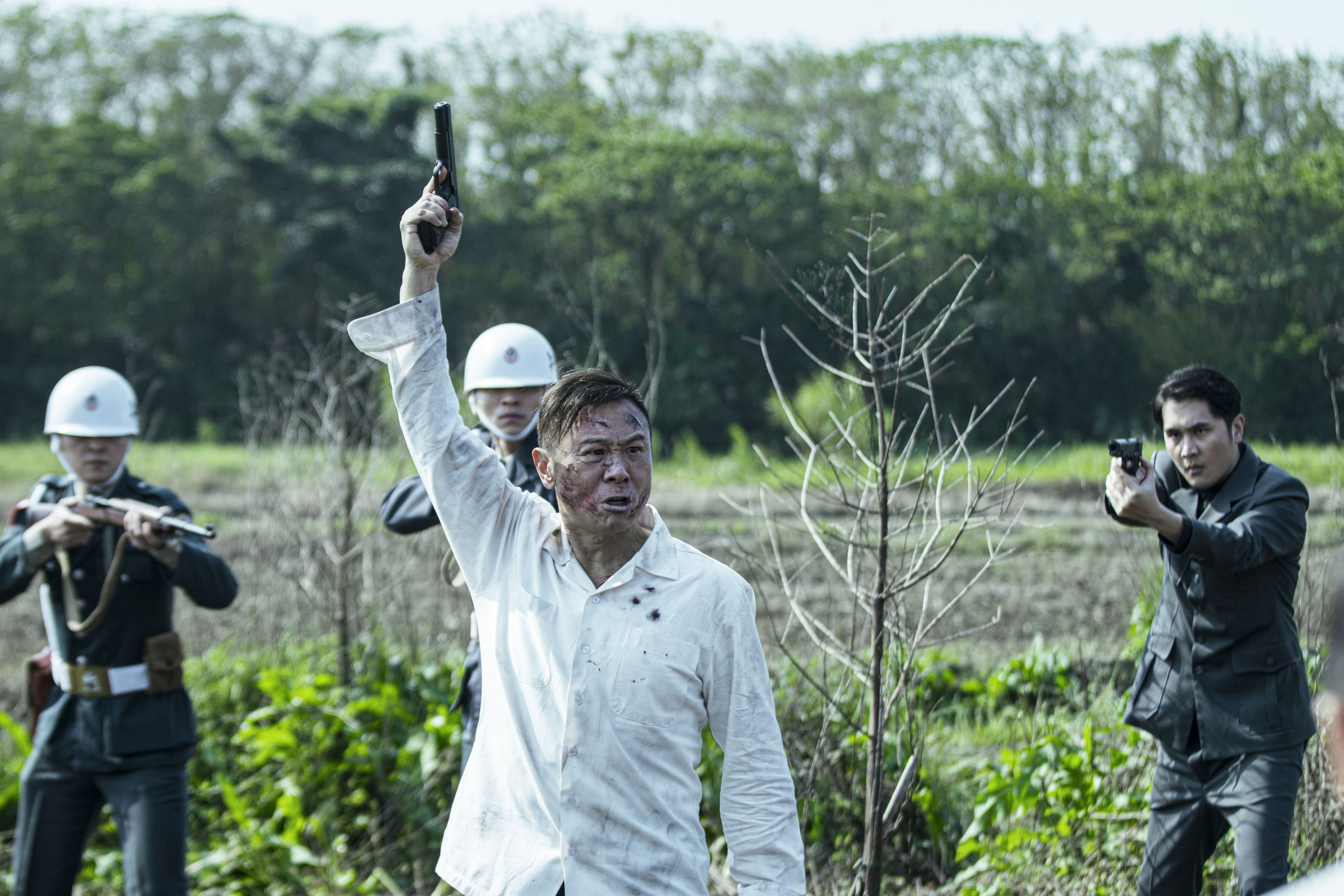 張世在《搜查瑠公圳》飾演被栽贓嫁禍、抱冤而死的將軍，演技是全片大亮點。（伯樂影業提供）