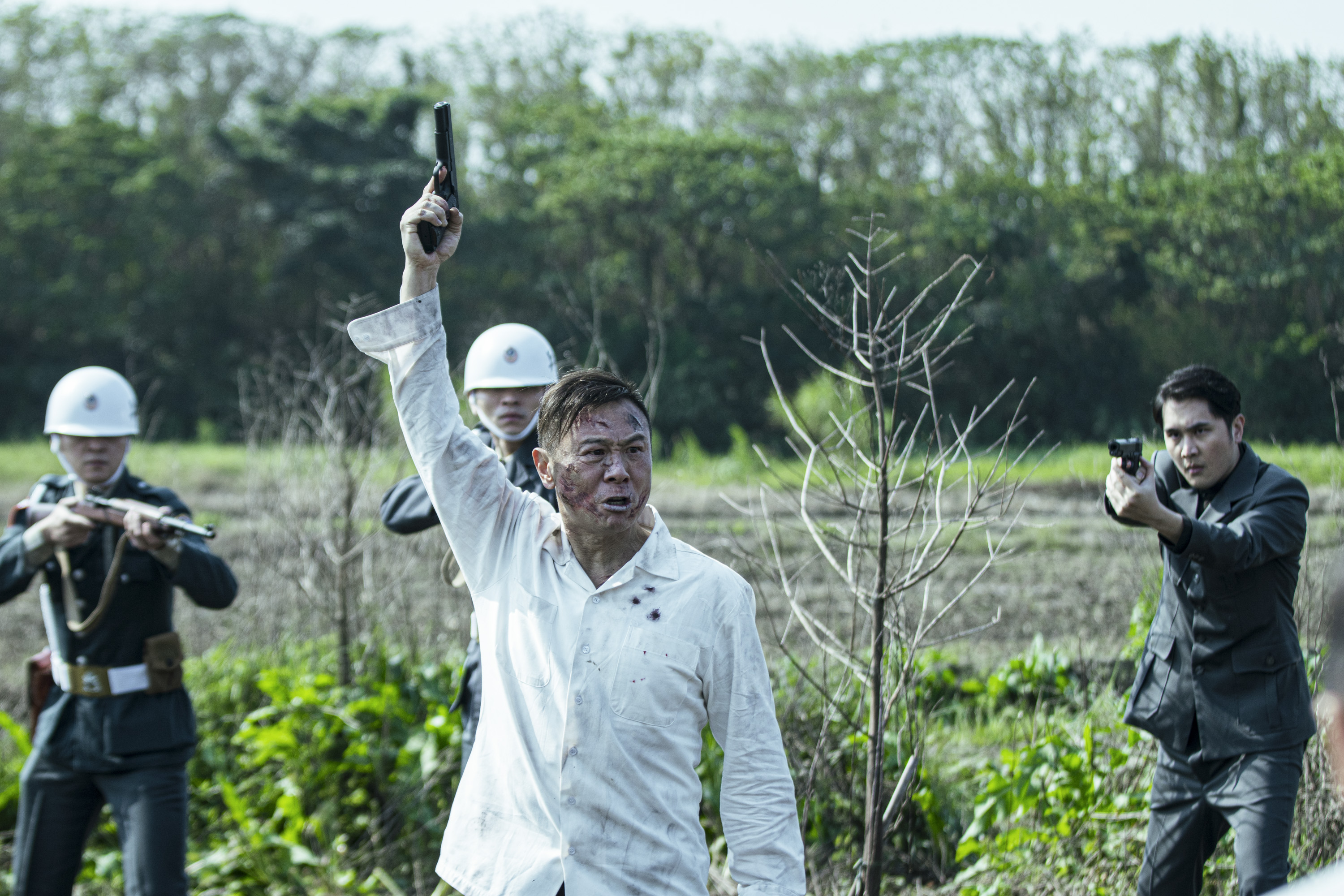 張世在《搜查瑠公圳》飾演被栽贓嫁禍、抱冤而死的將軍，演技是全片大亮點。（伯樂影業提供）