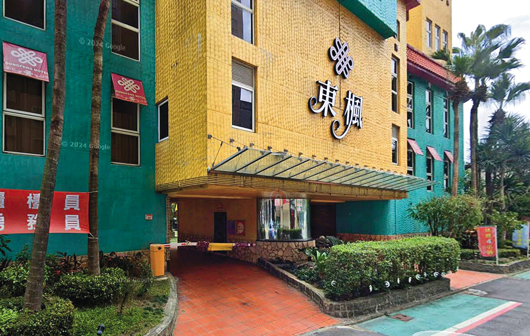 06/22 時隔不到二十四小時，桃園警方再度接獲江昱賢在龜山東楓摩鐵（圖）犯案的通報。（翻攝Google Maps）